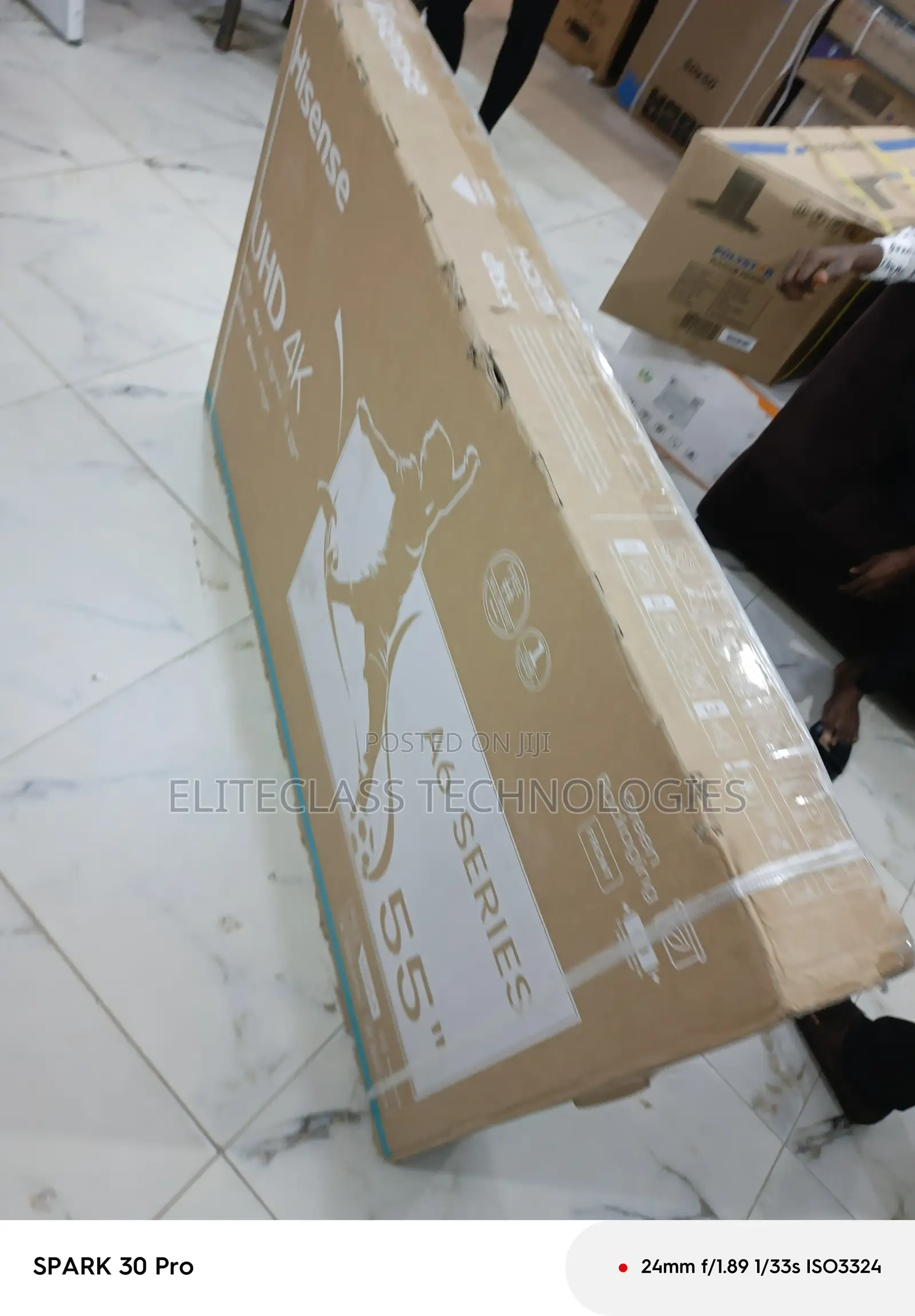Standard Hisense 55 Inches Smart Tv