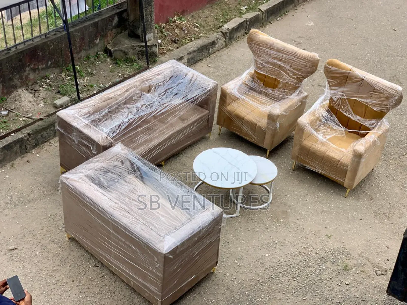7 Sitter Sofa Set Centre Table Set