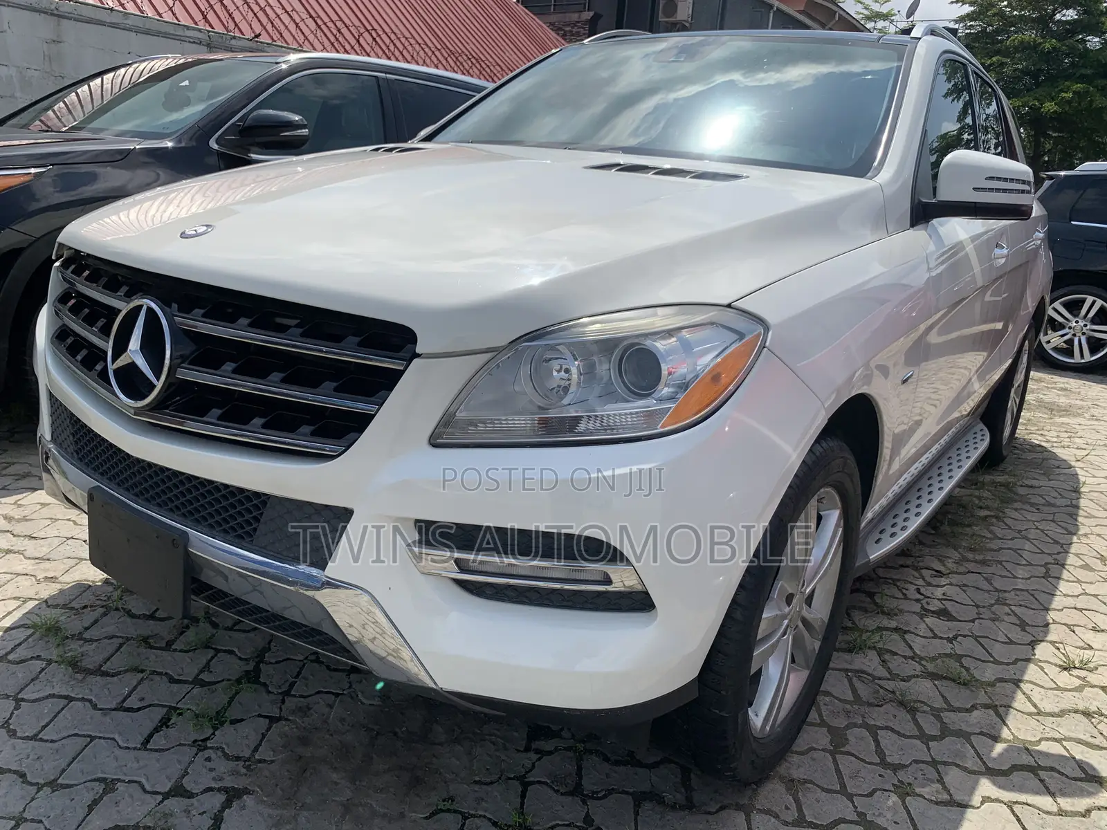 Mercedes-Benz M Class ML350 4MATIC 4dr SUV AWD (3.5L 6cyl 7A) 2014