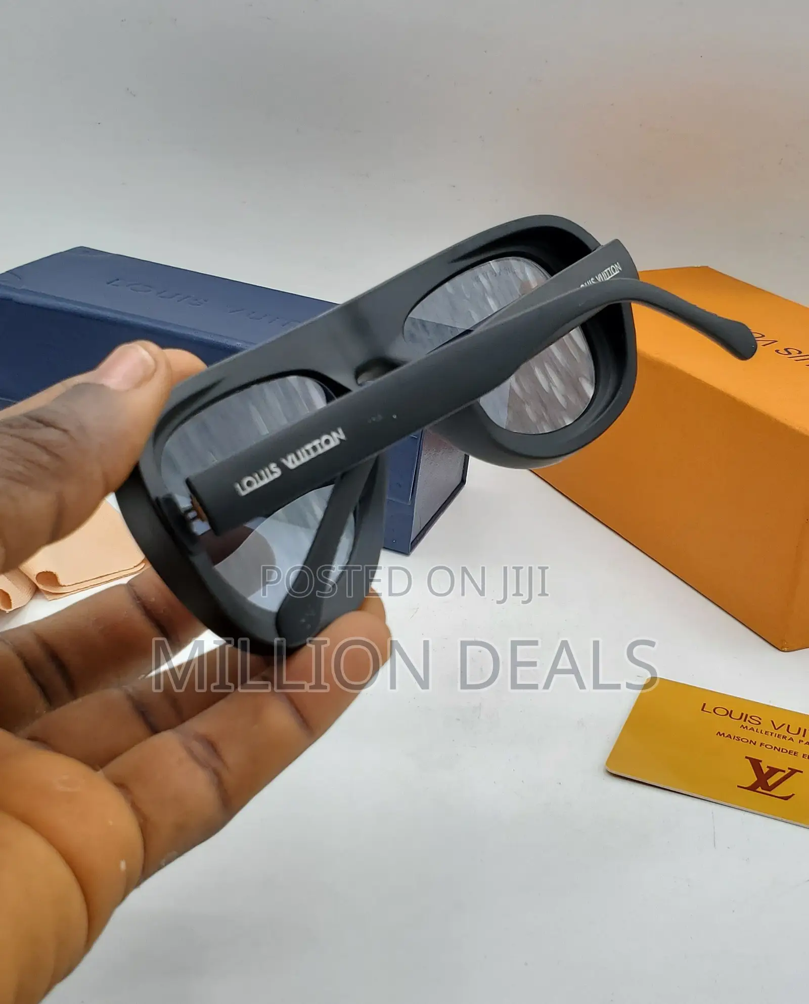 Stylish Black Trendy 2025 Lv Men's Sunglasses
