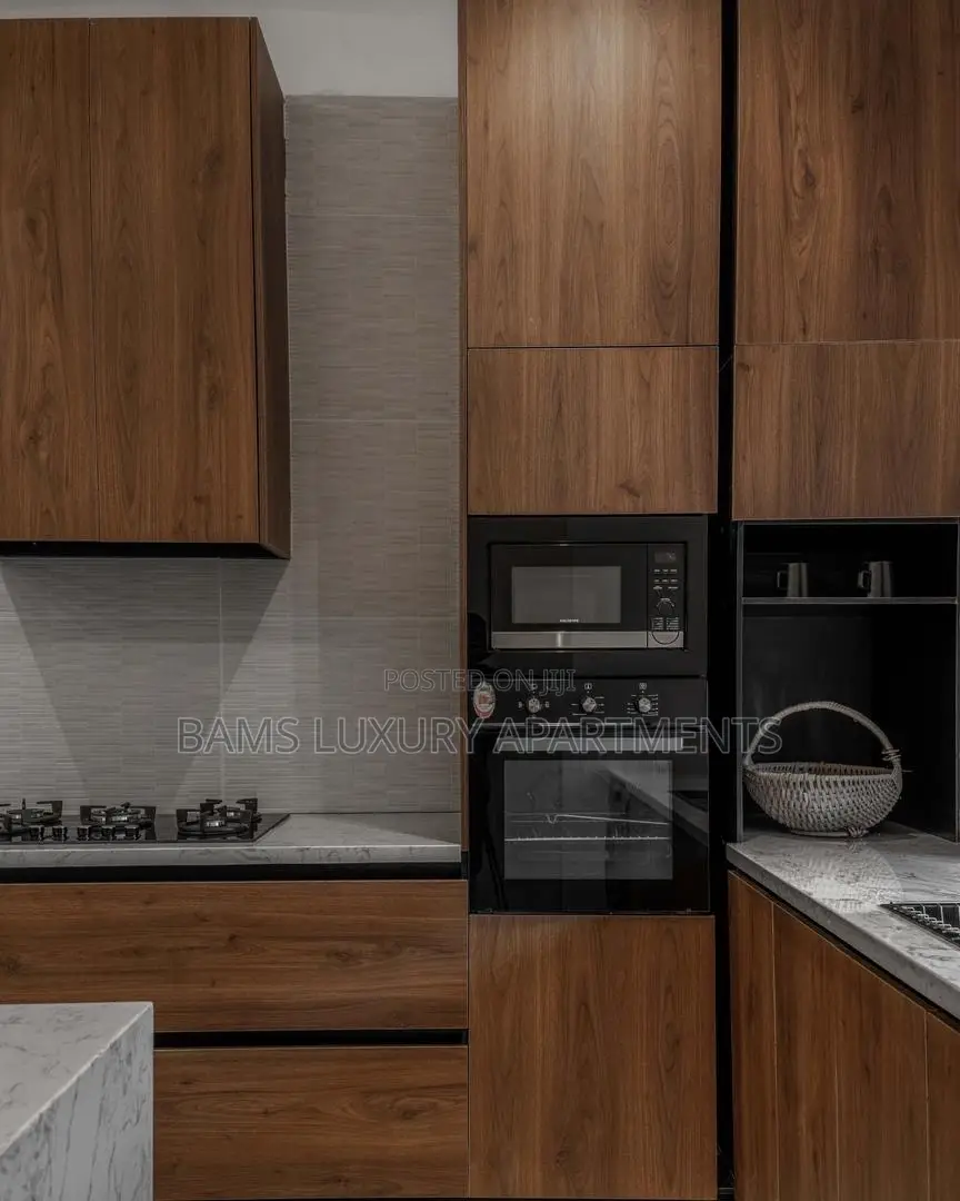 Luxury 2 Bedroom With Pool, Ps5, Gym, Balconies, Snooker