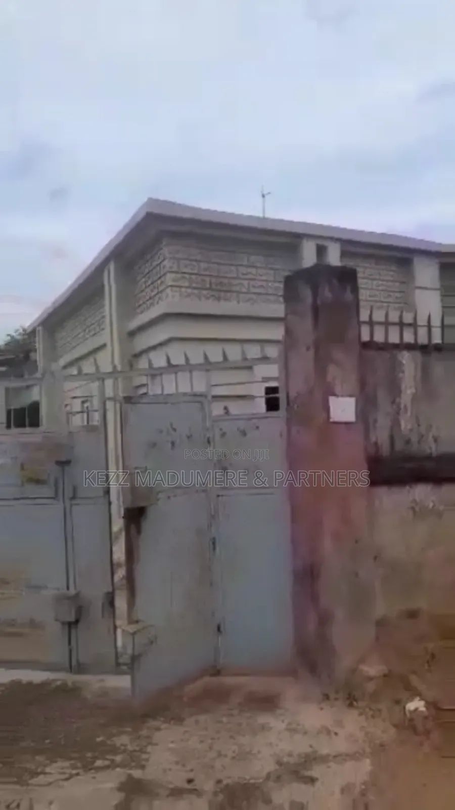 4bdrm Bungalow in World Bank Estate for sale