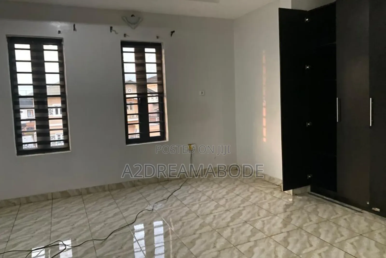 4bdrm Duplex in Magodo Phase 1 for rent