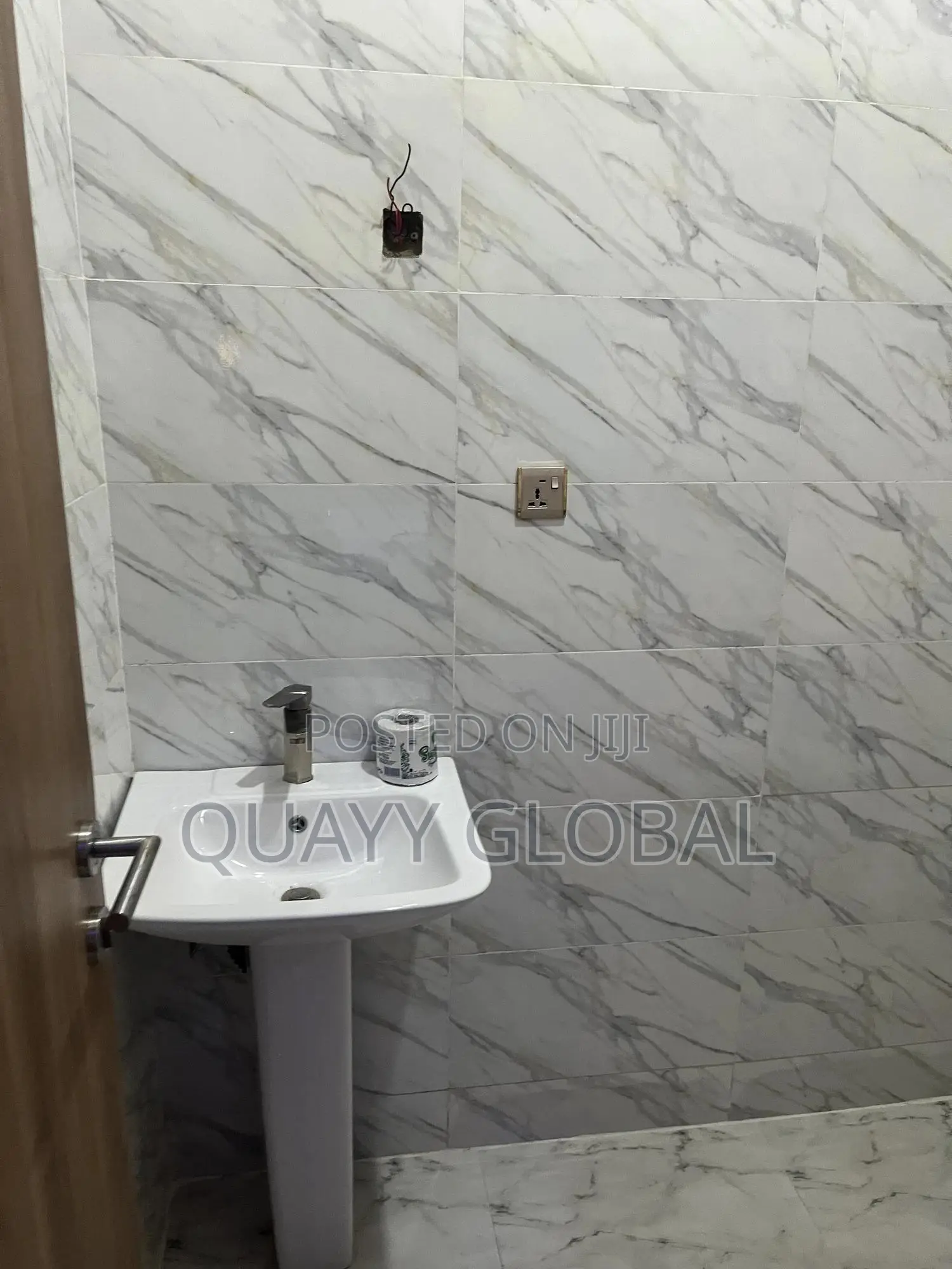 Furnished One Bedroom Apartment With 24/7 Light and Wifi