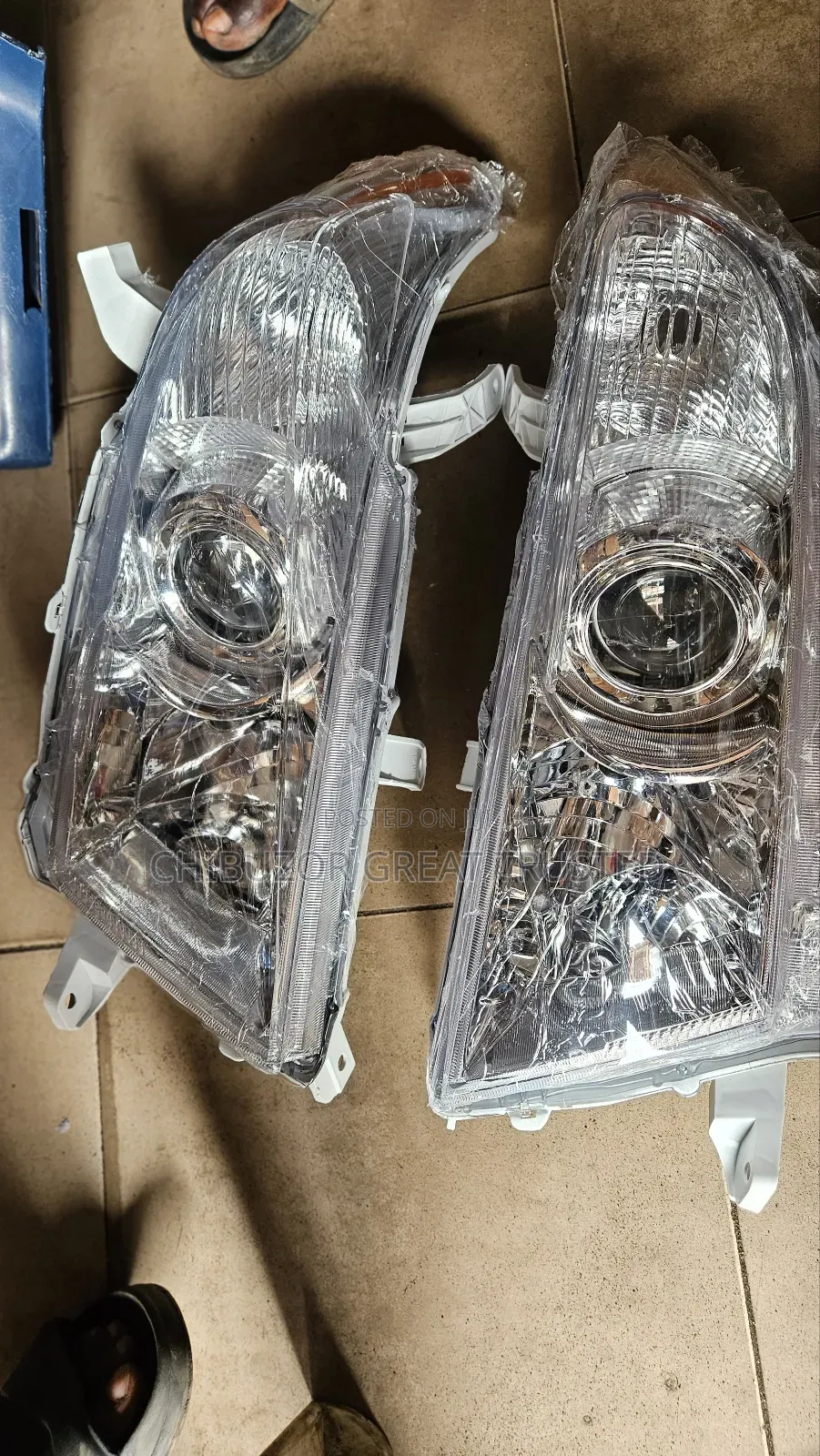 Brand New Set of Headlamp Highlander 2012/2013