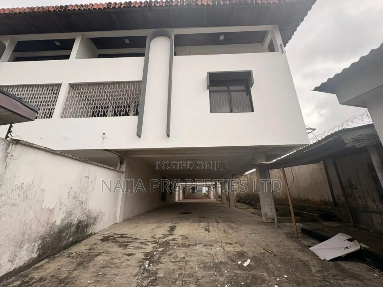 2units 5bed Duplex With 6bed Duplex on 1400sqm Land at Victoria Island