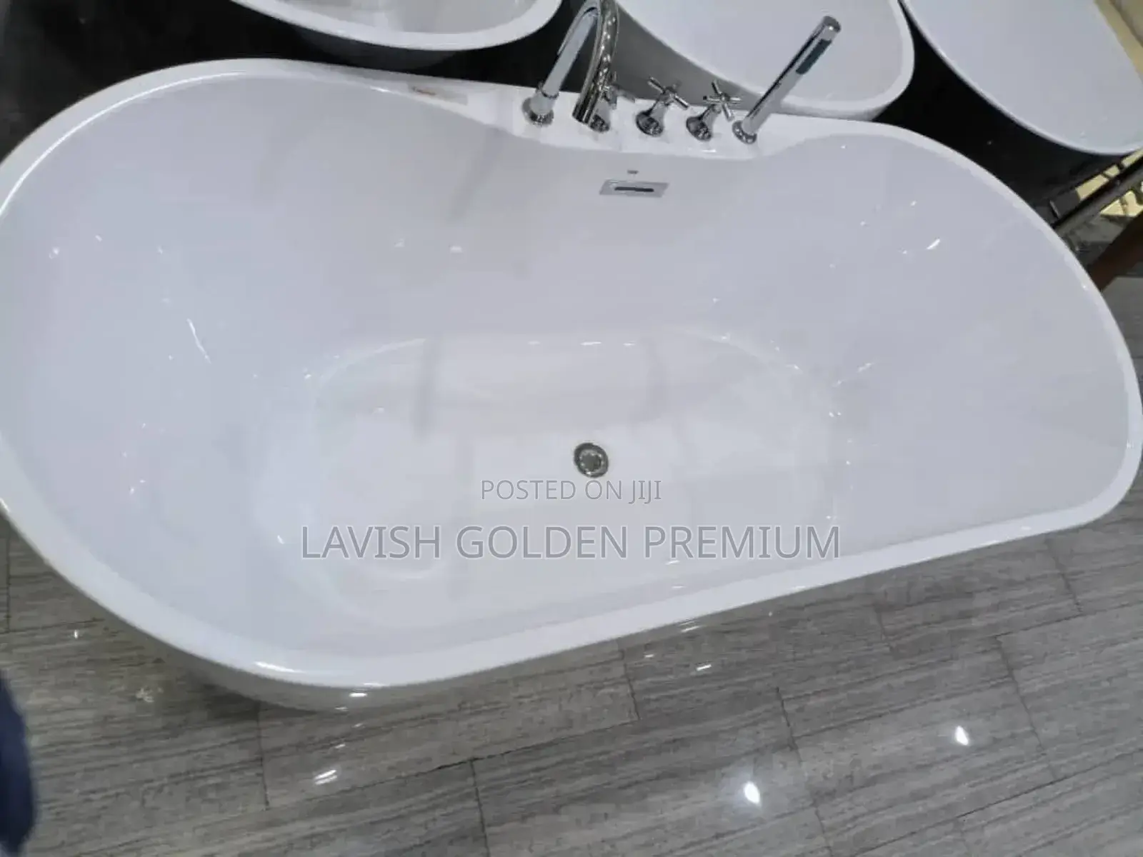 Original Acrylic Freestanding Bathtub With Taps and Hand Shower