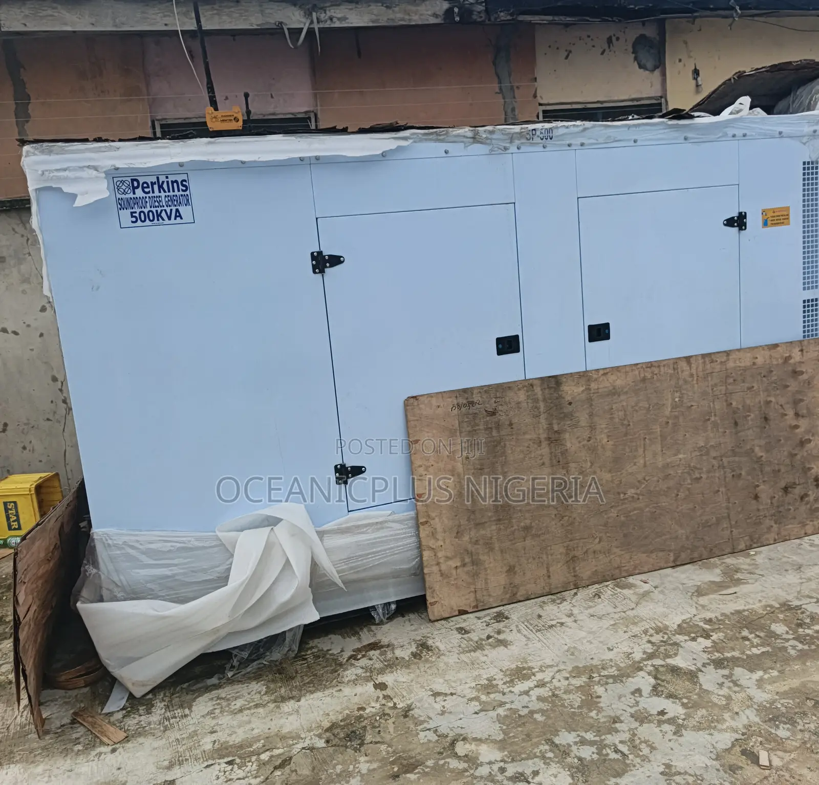 Rugged and Robust Perkins 500 Kva Soundproof Generator