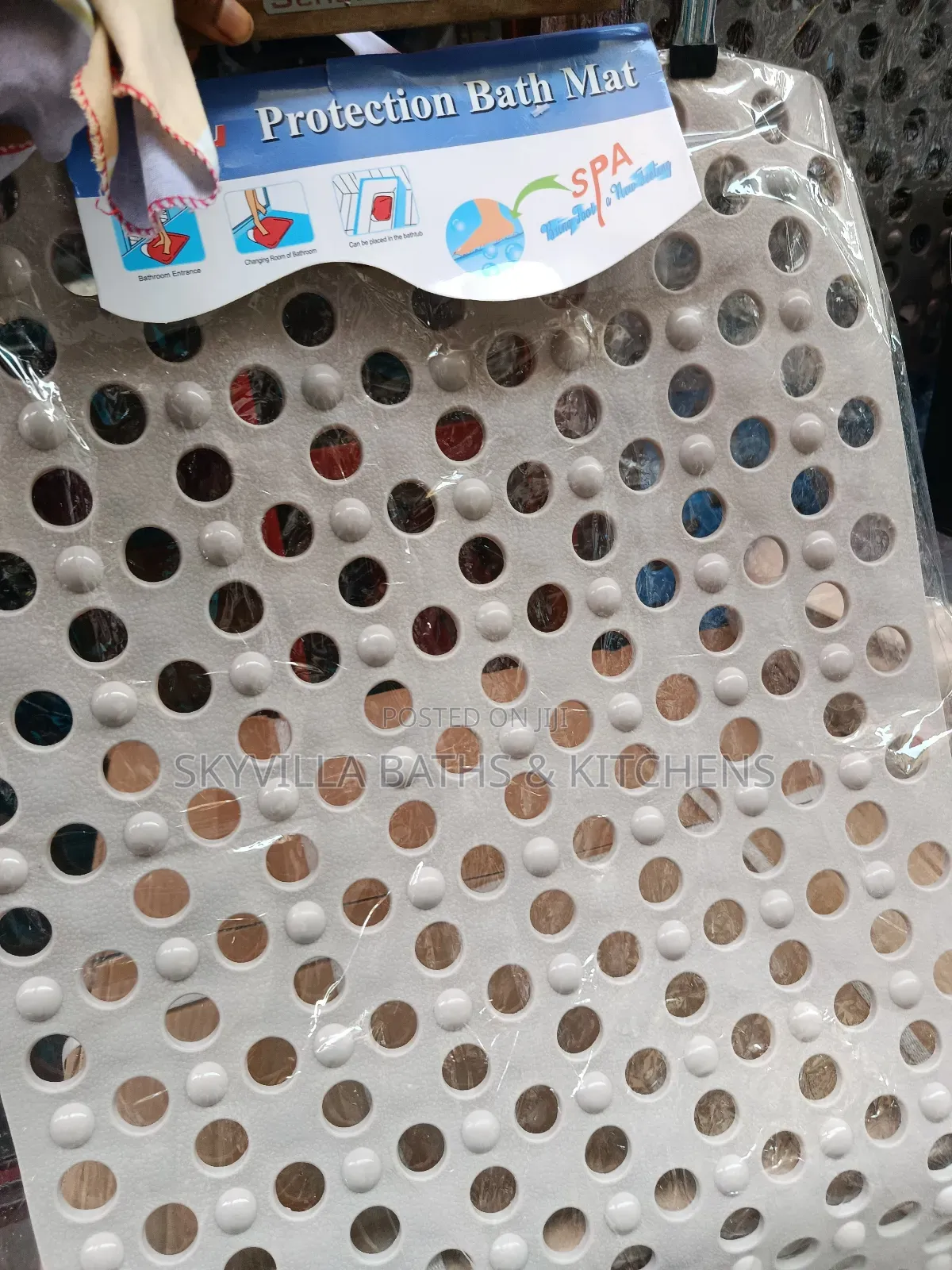 Perforated Bath/Shower Mat.