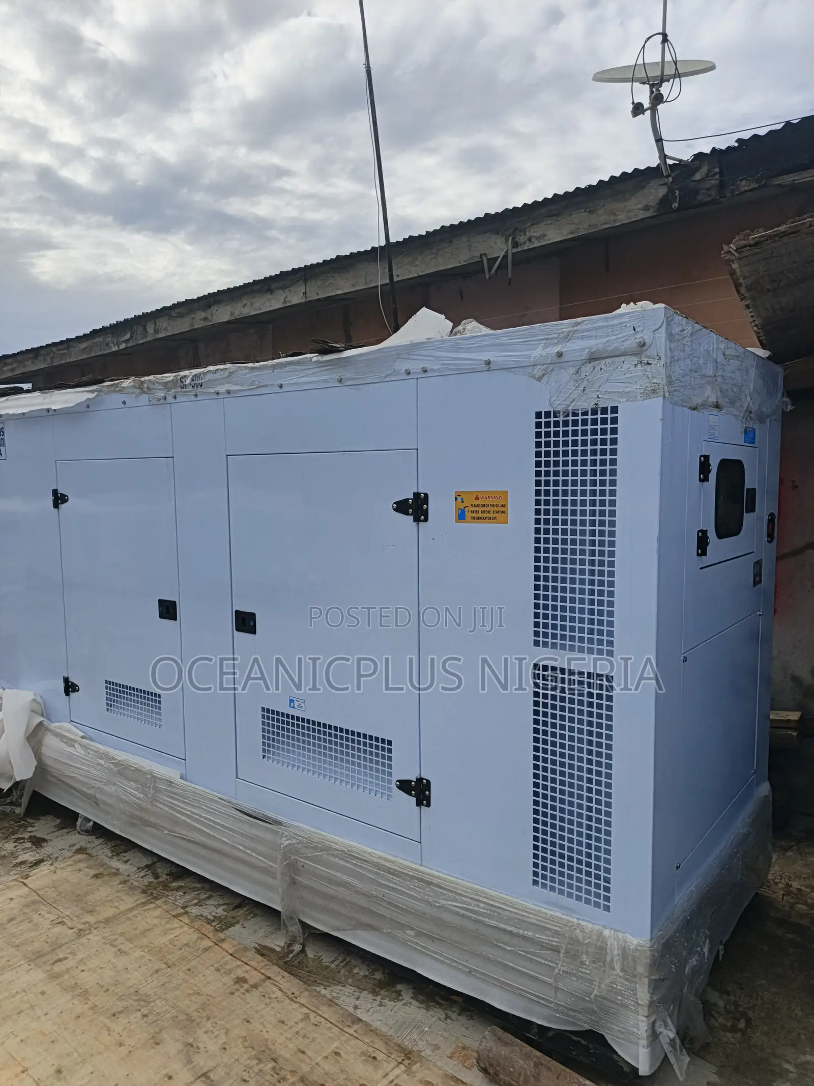 Perkins 500 Kva Soundproof Backup Power Generator