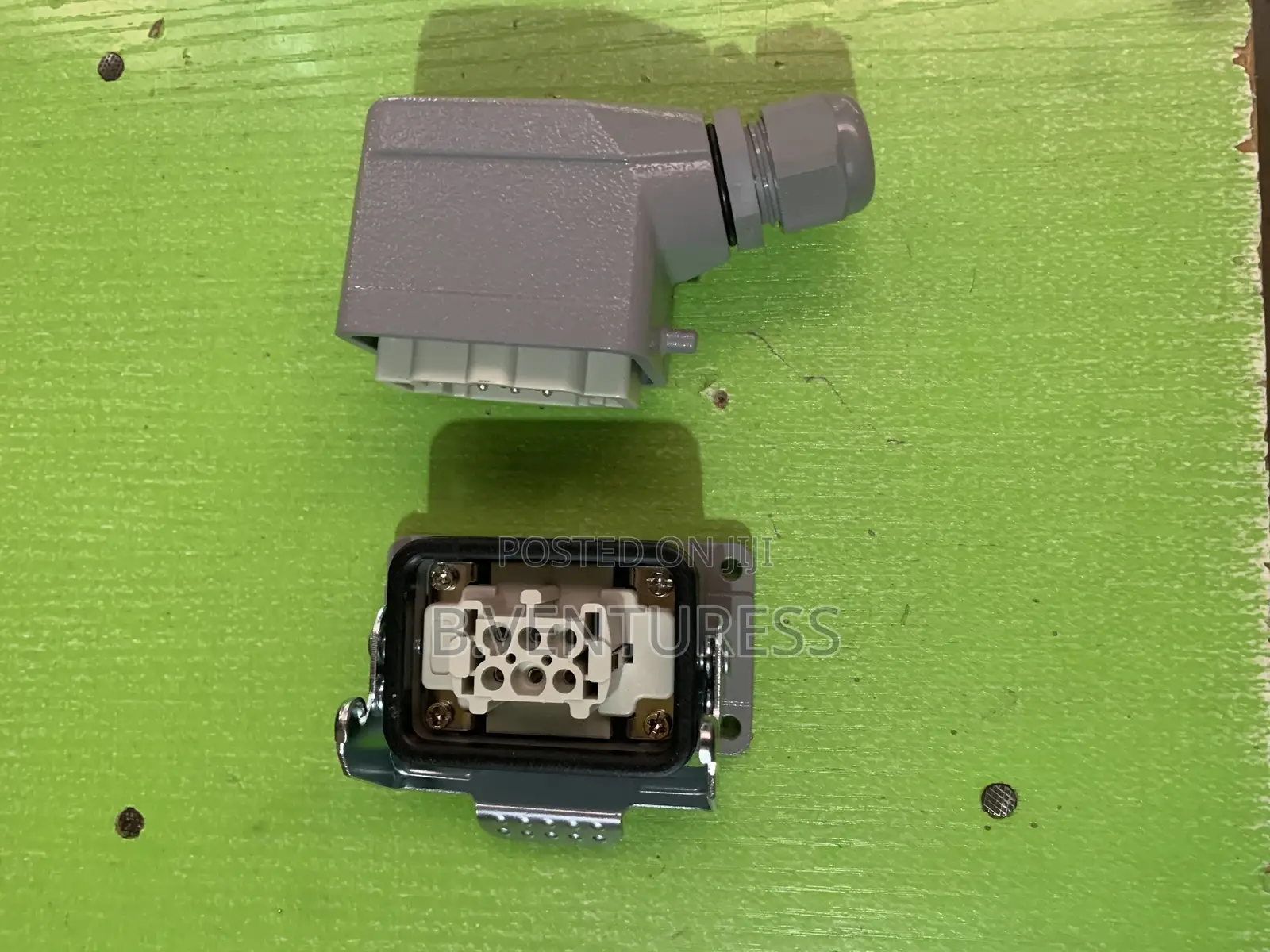 Heavy-Duty Industrial Connector 6pins