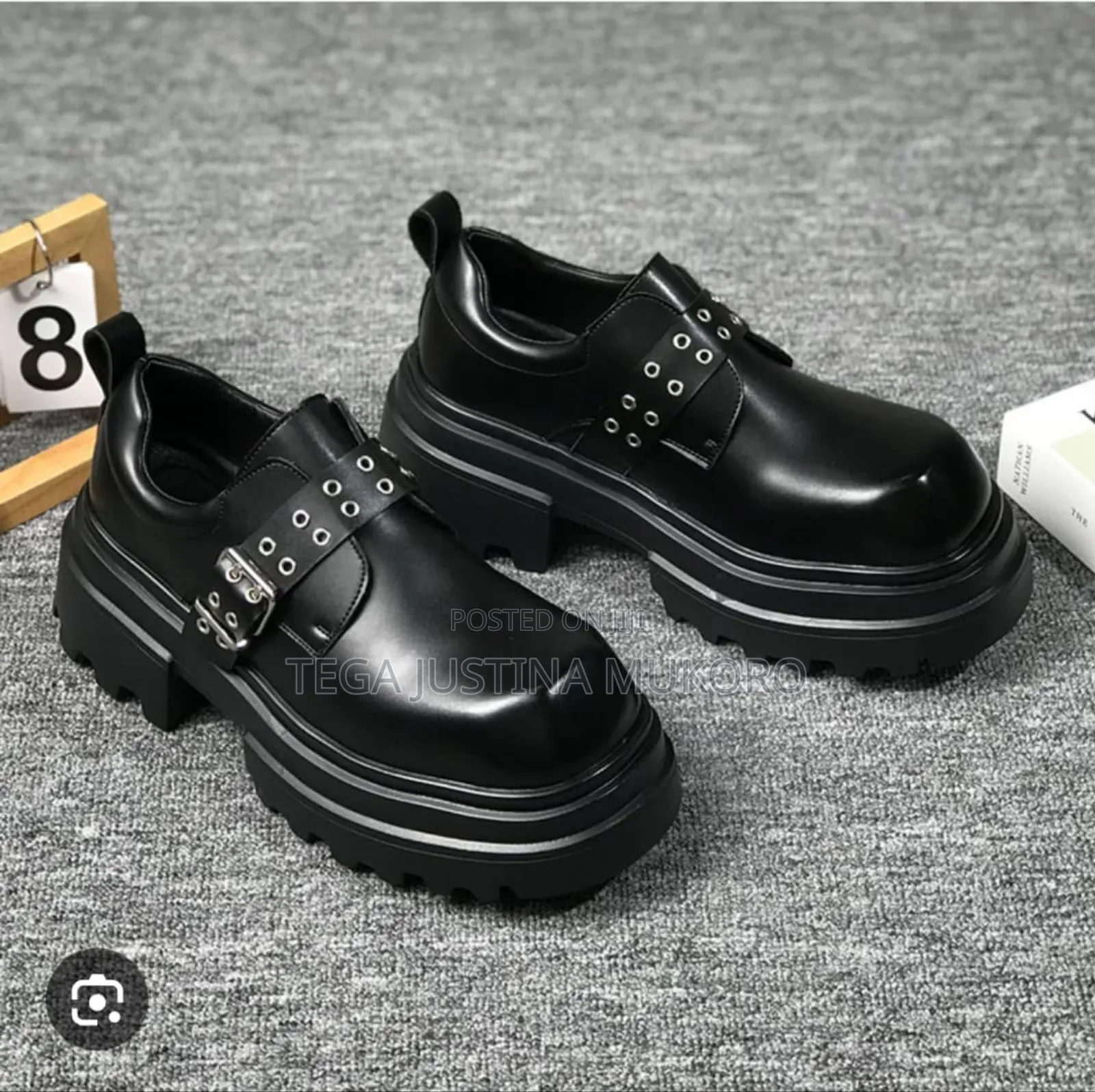Latest Design Buckle Closure High Sole Shoe