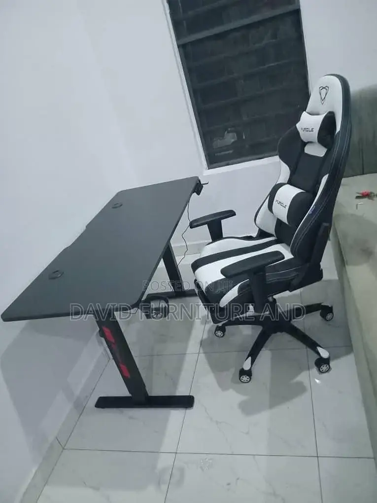 Ergonomic Table and Gaming Chair