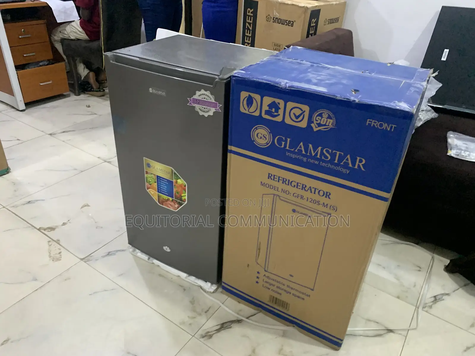 Glamstar 90 L Energy-Saving Refrigerator With Modern Design
