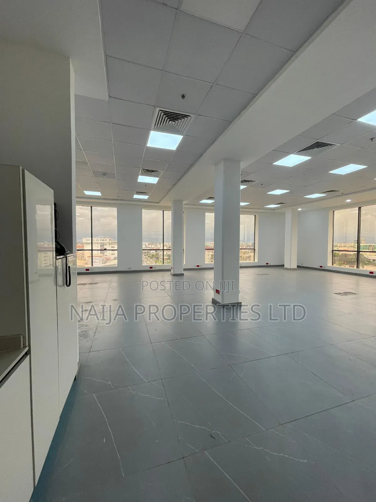 358sqm Office Space Off Admiralty Way, Lekki Phase 1 for Rent