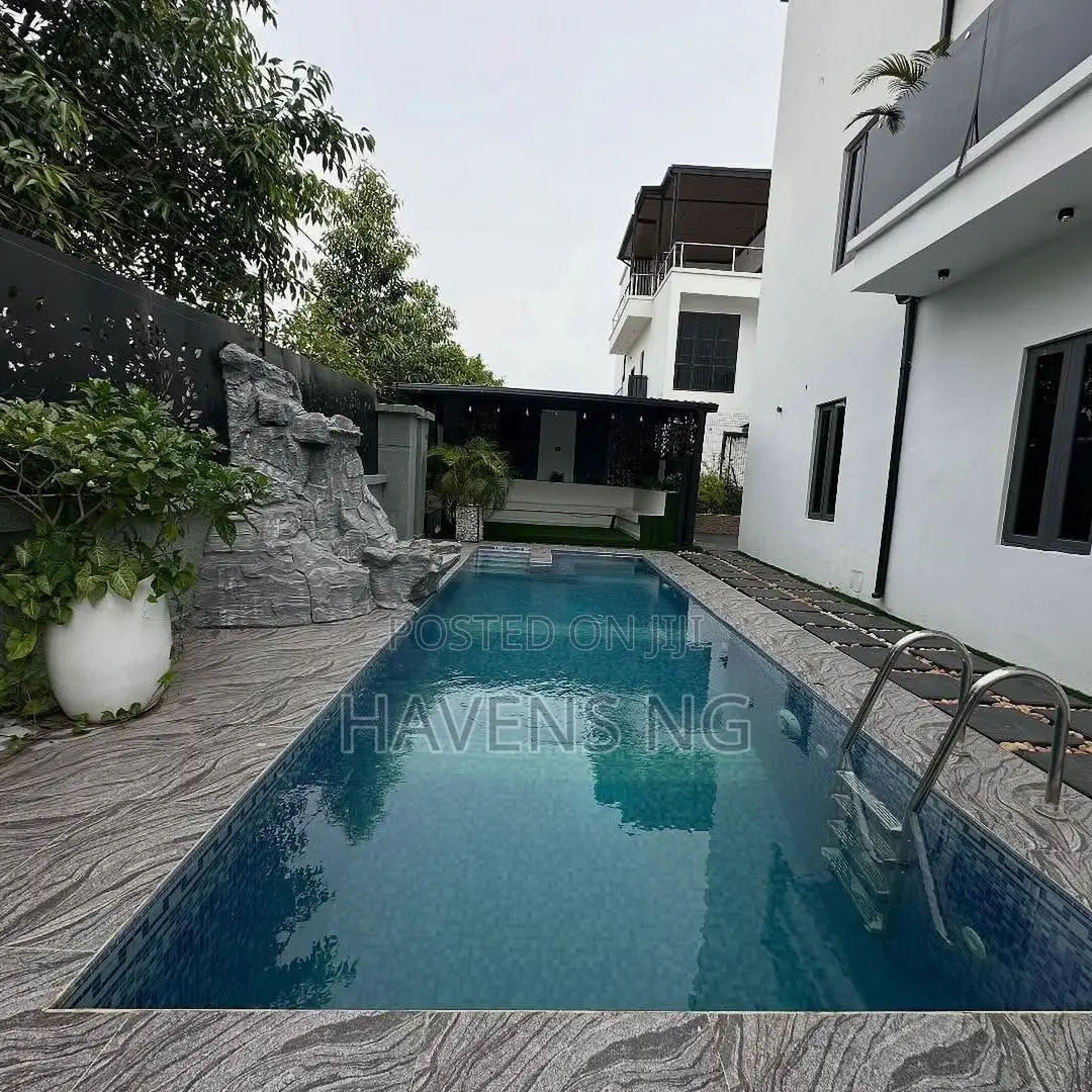 5bdrm Duplex in Kado for sale