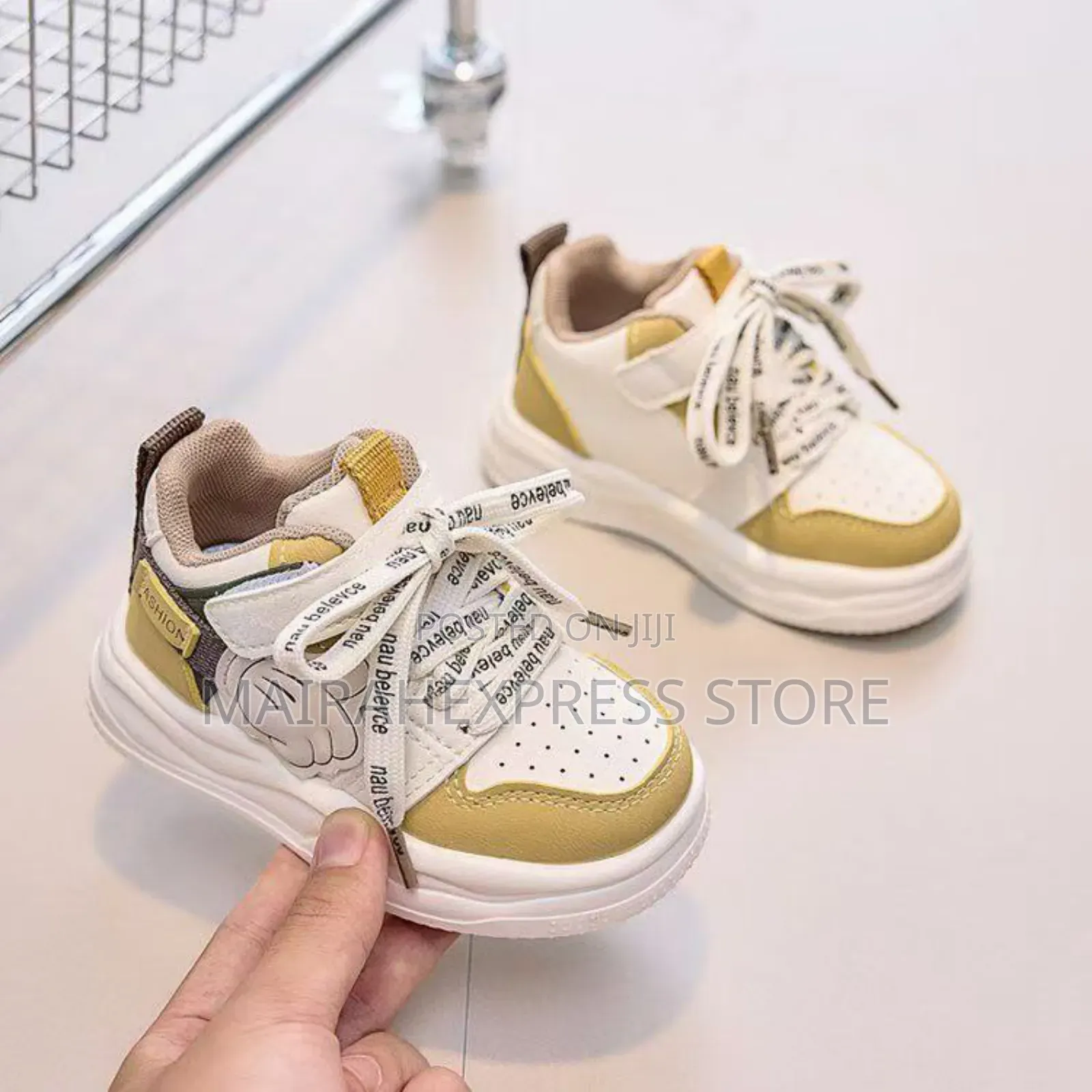 Felix Kids Sneakers
(Size 22-26)