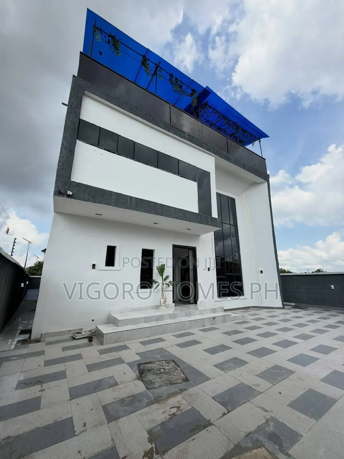 4bdrm Duplex in Agip Extension, Port-Harcourt for sale