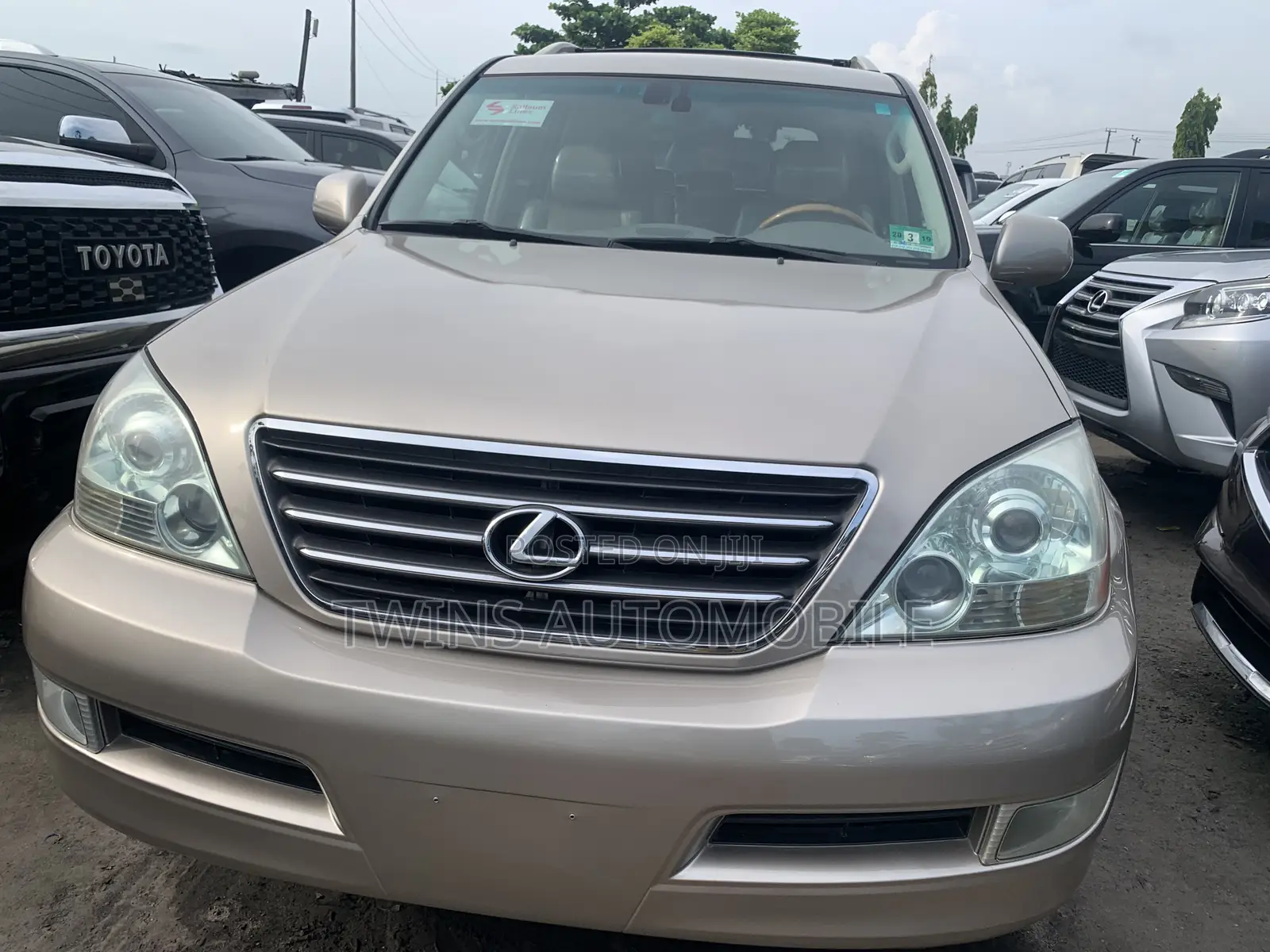 Lexus GX 470 Sport Utility 2006 Gold