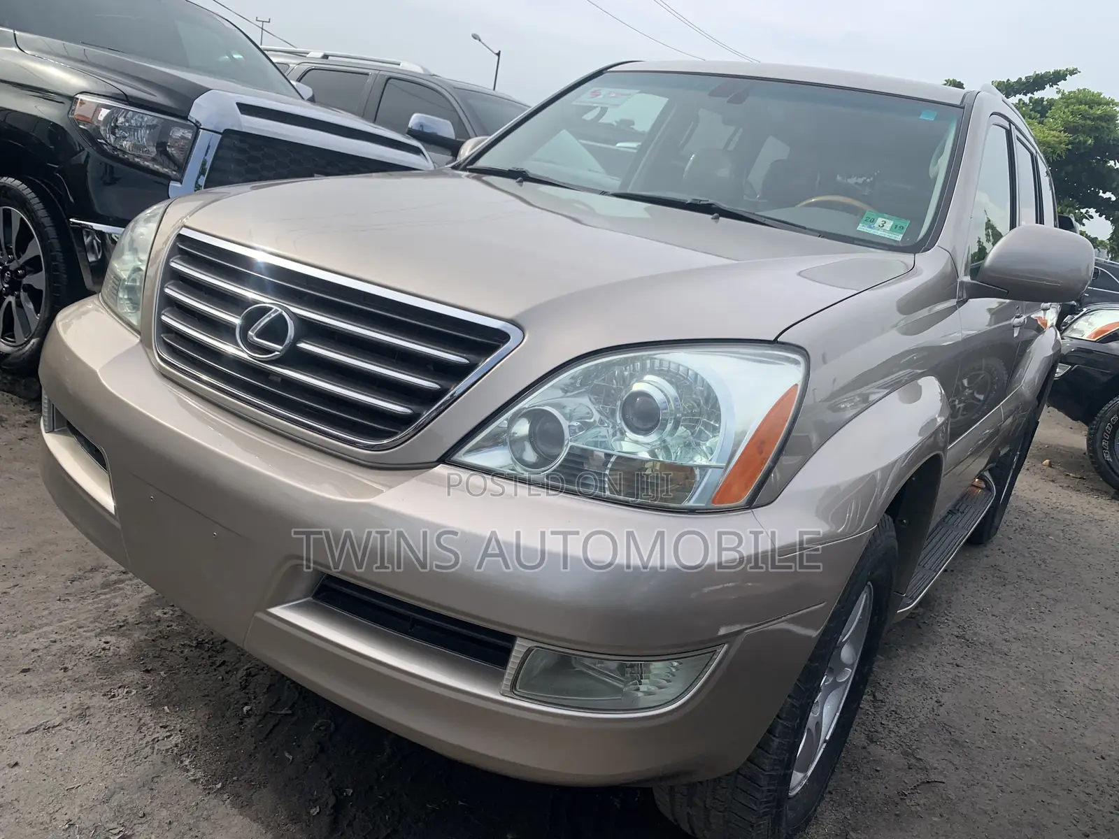 Lexus GX 470 Sport Utility 2006 Gold