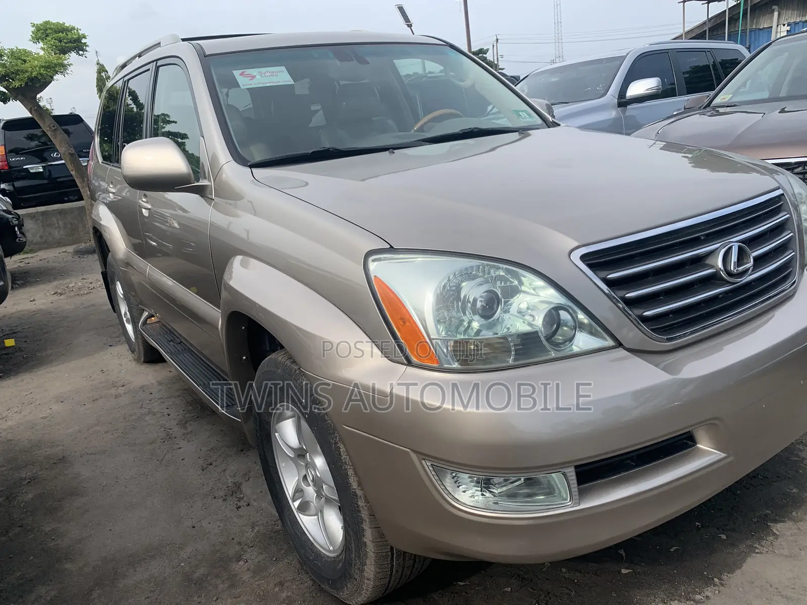 Lexus GX 470 Sport Utility 2006 Gold
