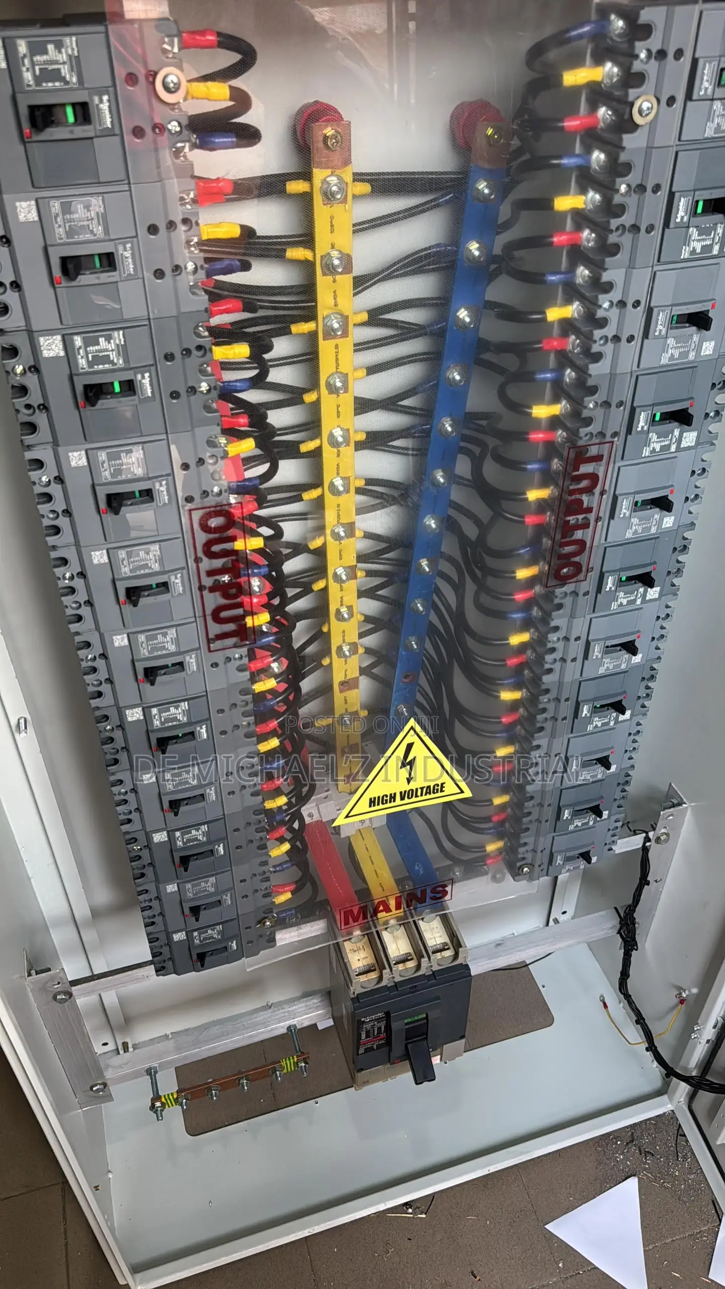 22ways Distribution Panel Board 400a Main and 100a Outgoing