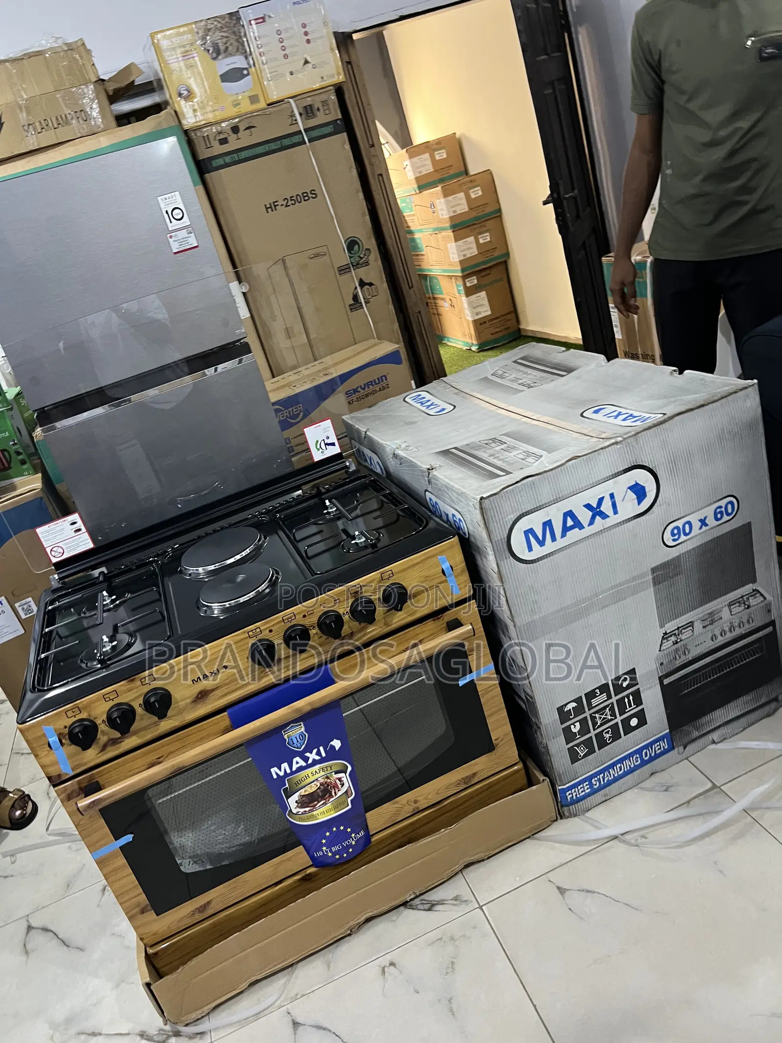 Maxi F9e42g2 Family-Size 60×90 Gas/Electric Cooker – Wood Pattern