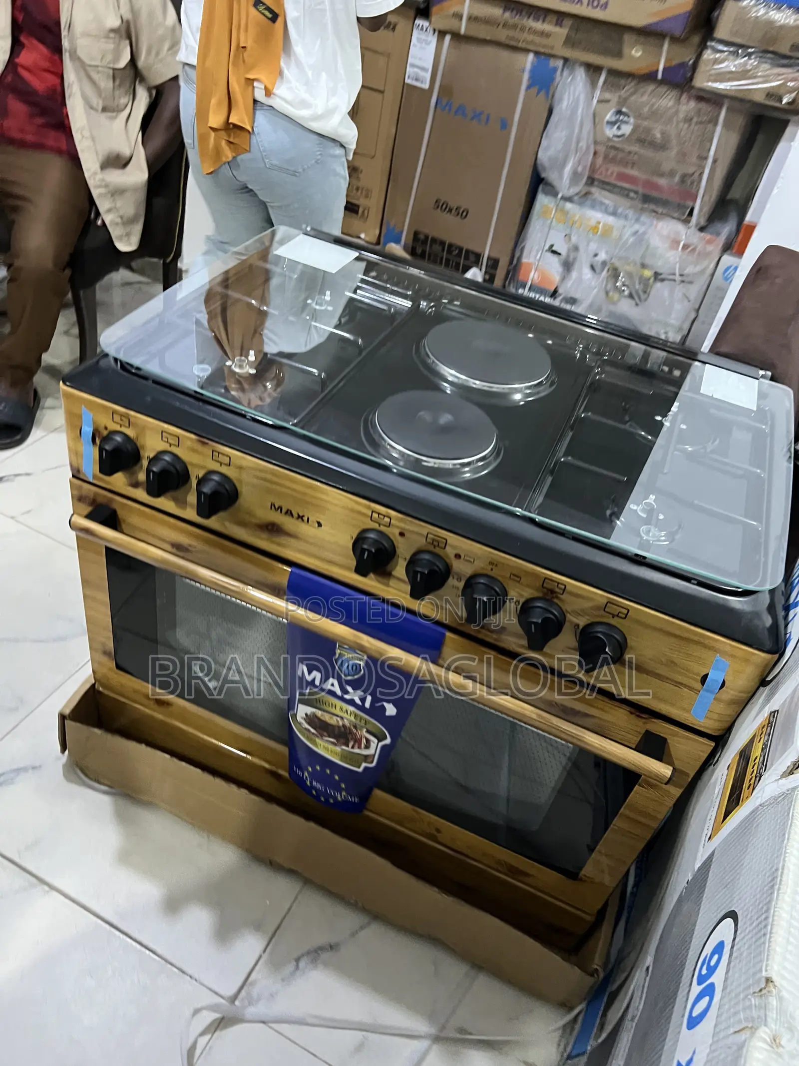 Maxi 60×90 4+2 Full Feature Stove – Gas Electric