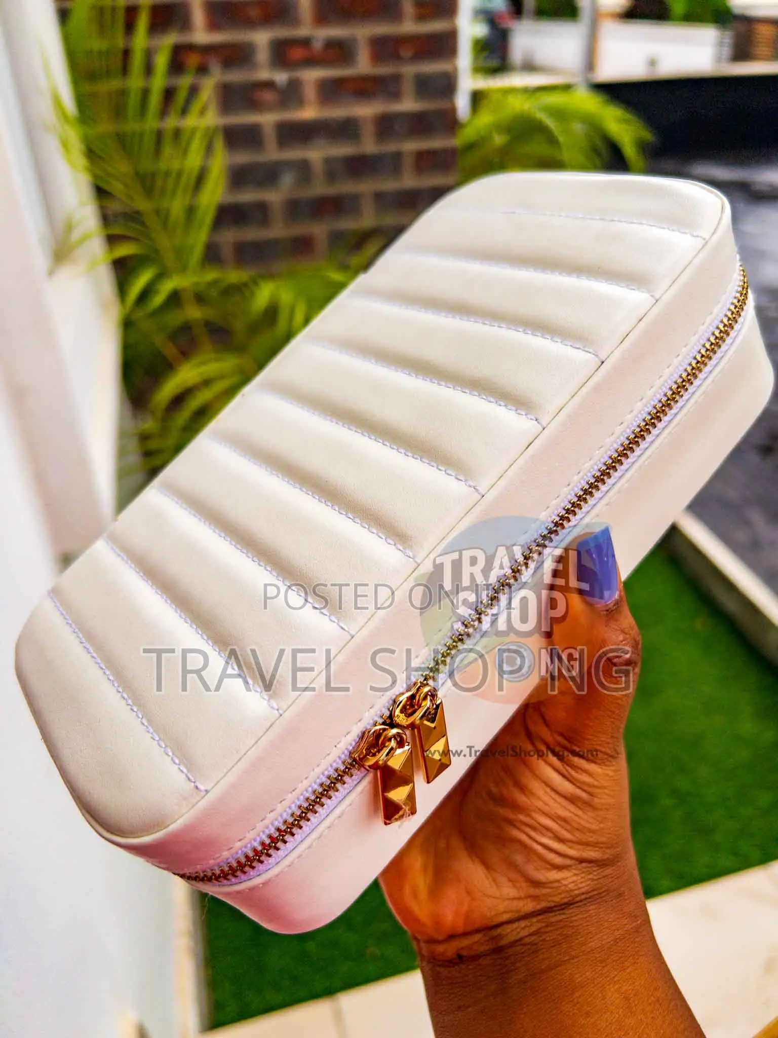 Leather Jewellery Organiser + Mirror | Velvet Interior