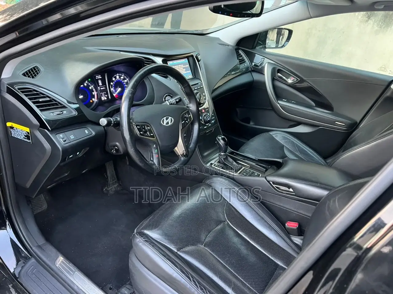 Hyundai Azera Base 2012 Black