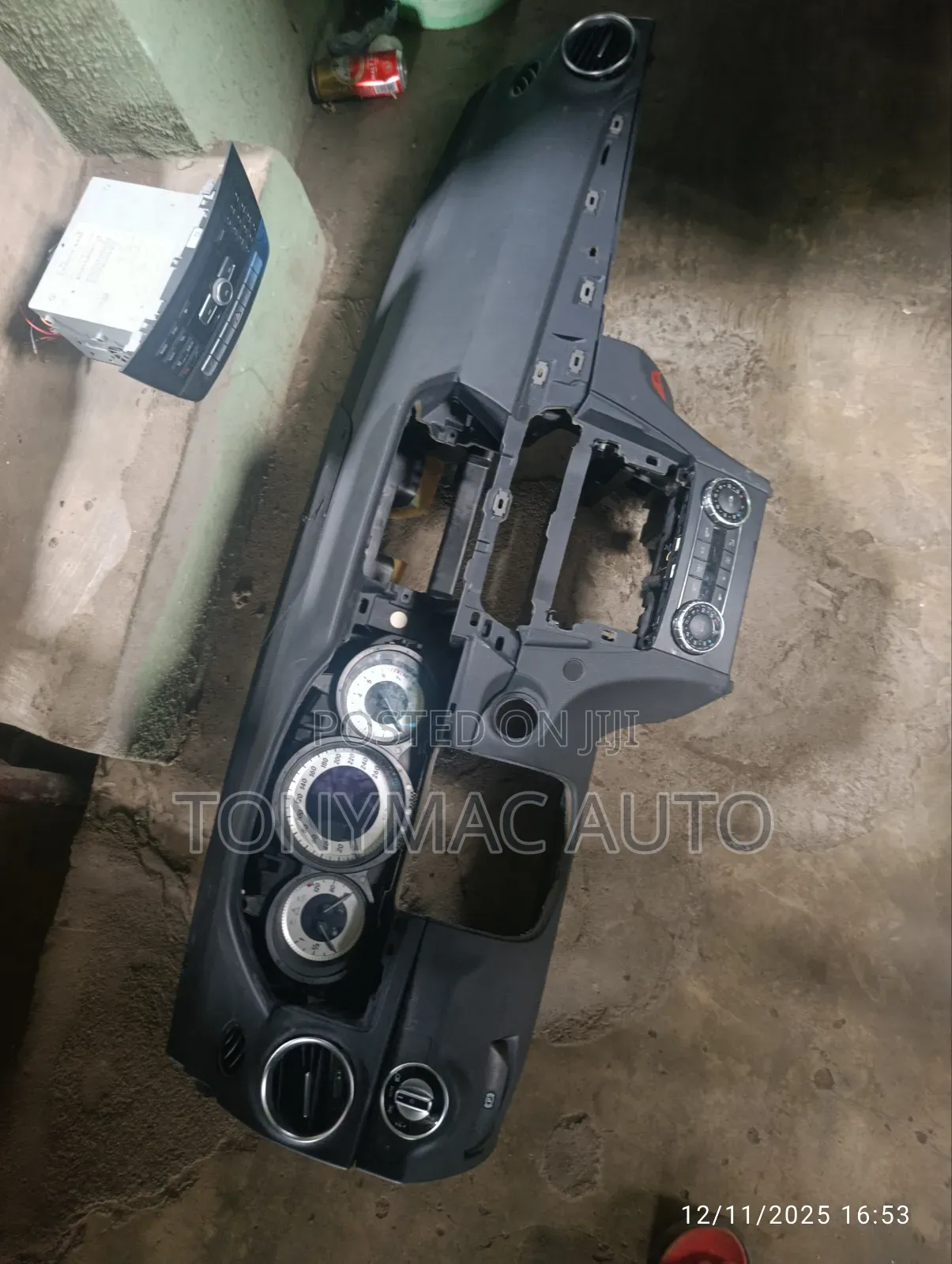 Mercedes Benz C300 2013 Dashboard