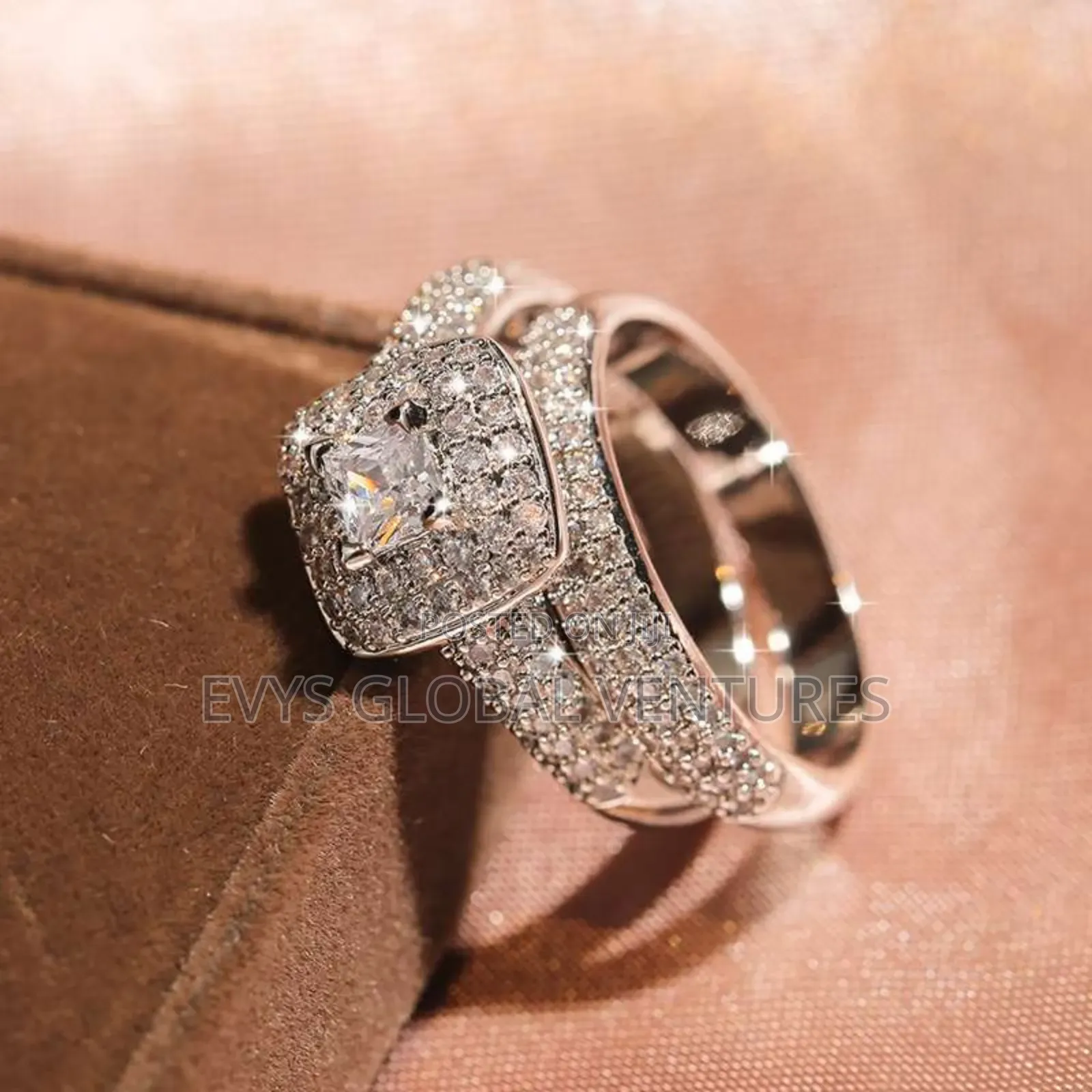 Zirconia Wedding and Engagement Ring Set
