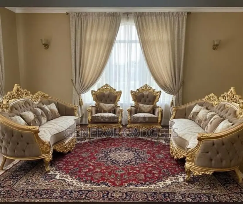 2025 Luxurious 8 Seater Sofa