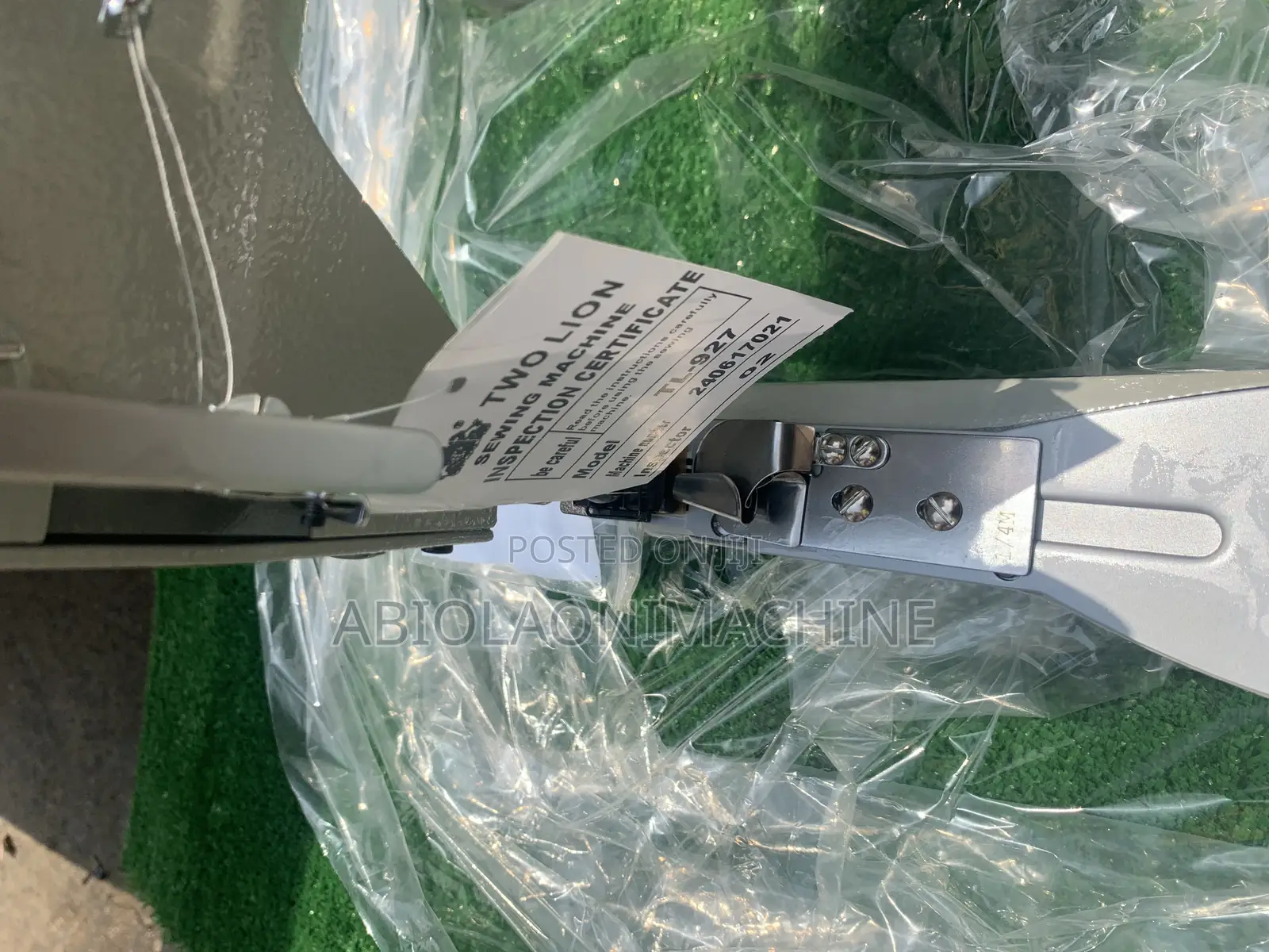 Feed-Off-the-Arm Chain Stitch Machine 927