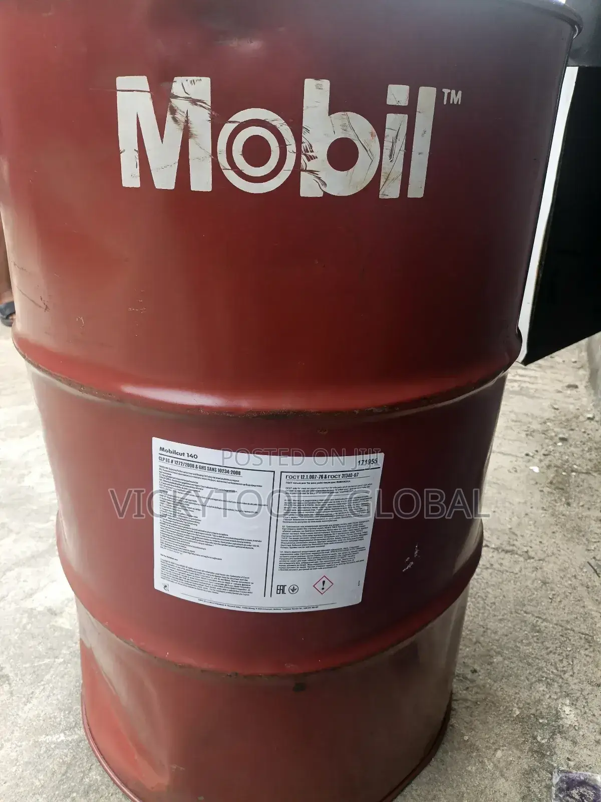 Mobil Mobilcut140 Soluble Cutting Oil 208liters