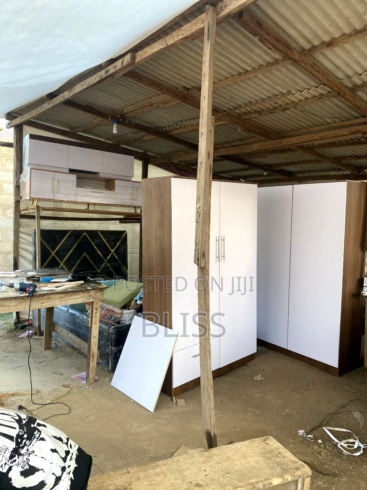 Standard HDF Walkdrobe Available in Ikorodu