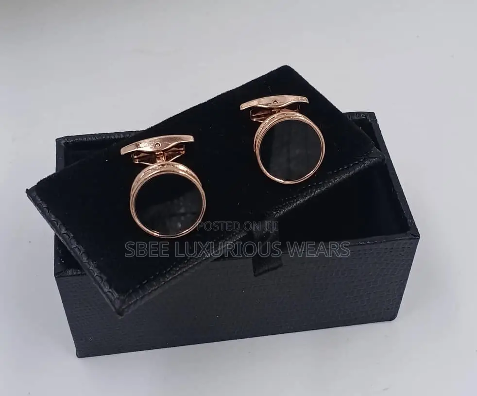 Quality Cufflinks With a Box