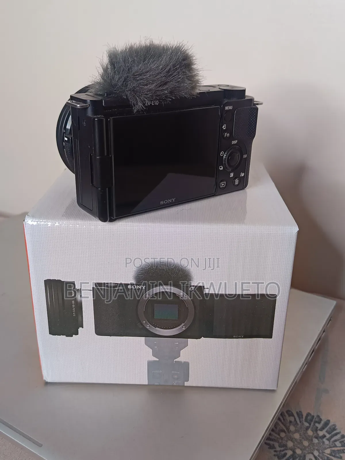 Sony Zv- E10 Digital Camera With Lens (16-50mm) Foreign Used