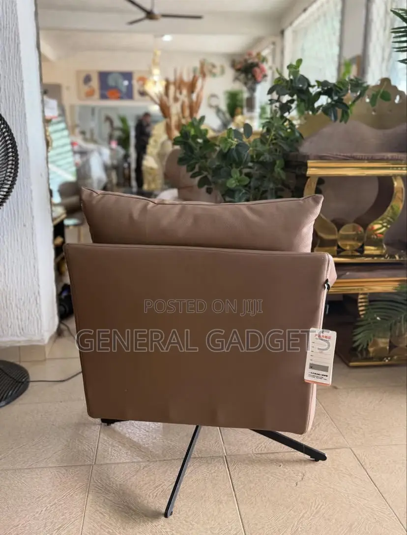 2026 Luxury Leather Swivel Chair