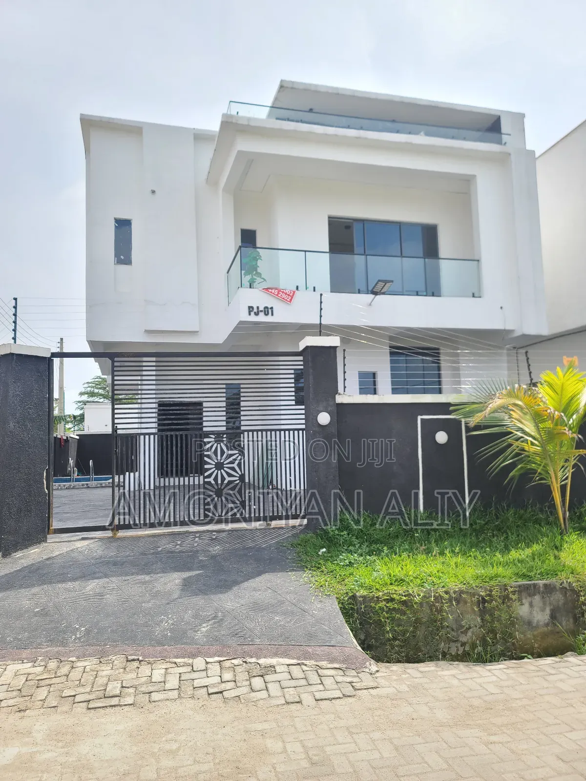 5bdrm Duplex in Lekki Peninsula, Ajah for sale