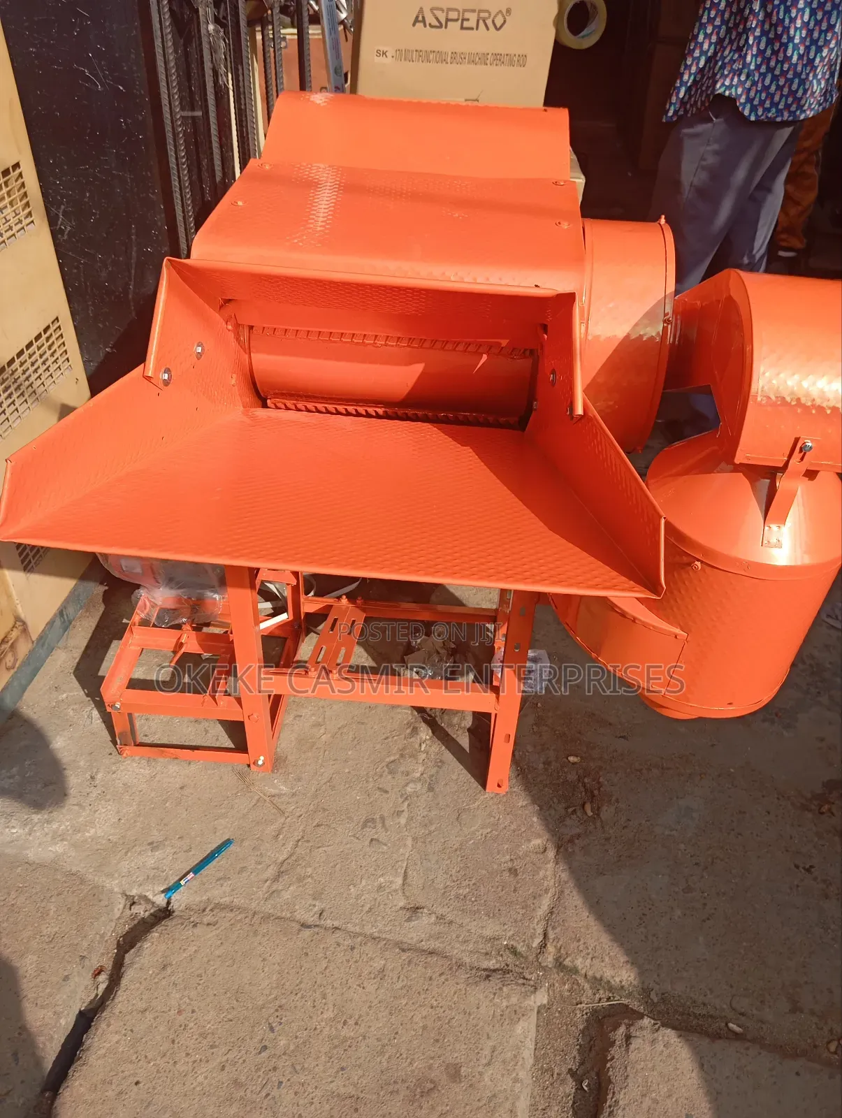 Rice Thresher Machine