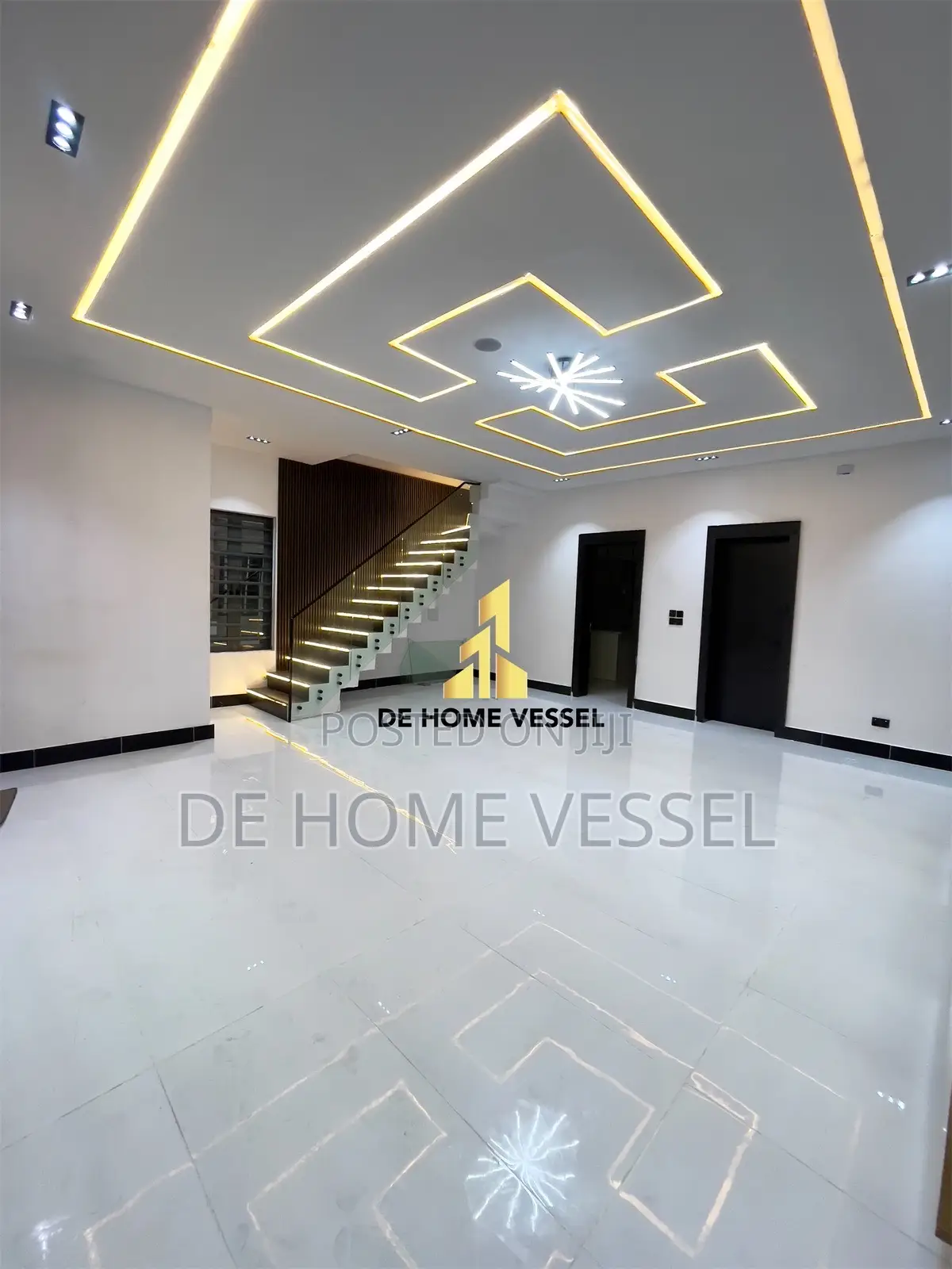 5bdrm Duplex in Ologolo for sale