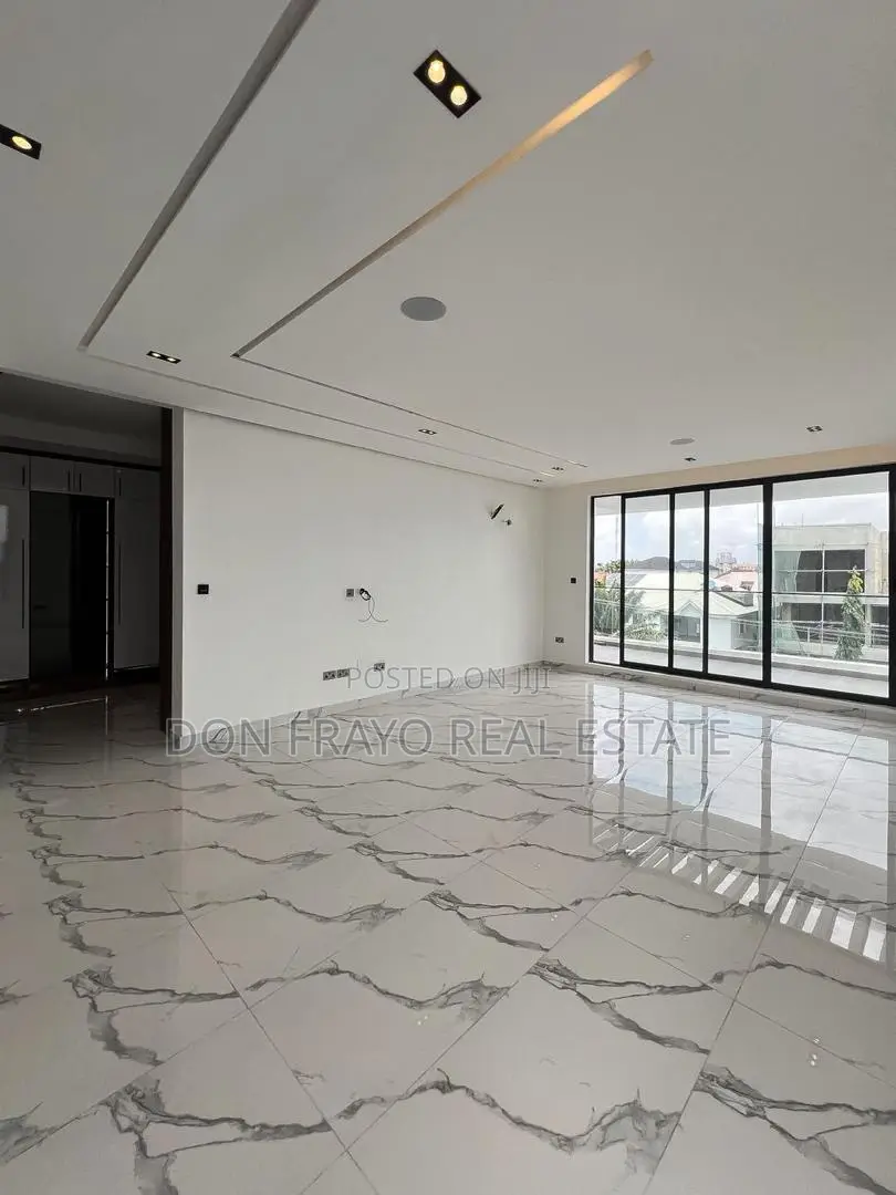 5bdrm Duplex in Off Fola Osibo Road for sale