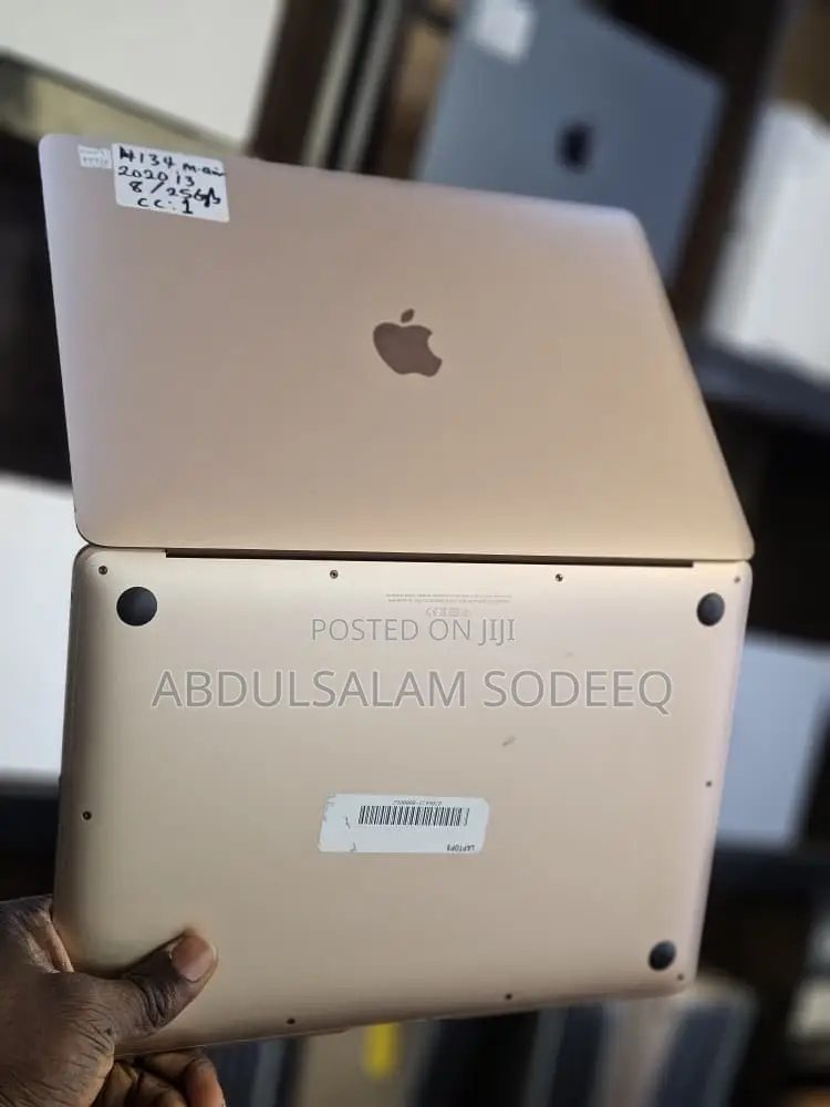 Laptop Apple MacBook Air 2020 8GB Intel Core I3 SSD 256GB