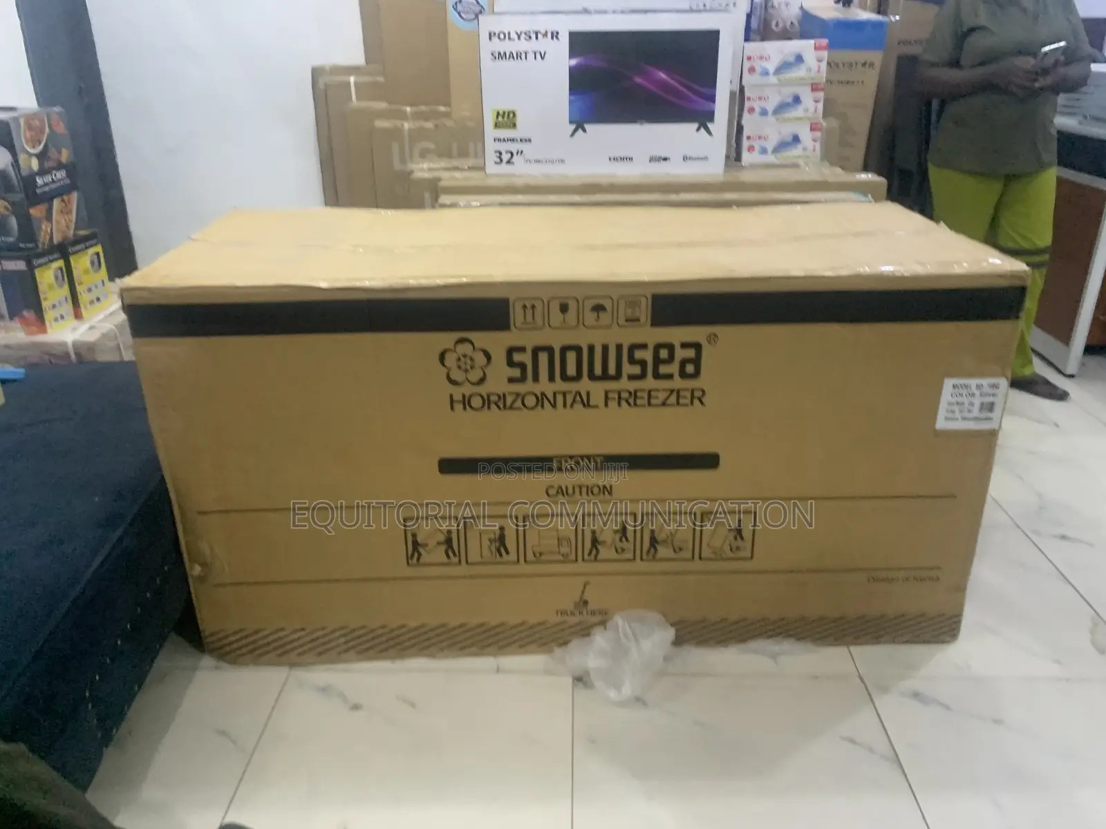 Snowsea Bd-700 Spacious Freezer With Lockable Lid