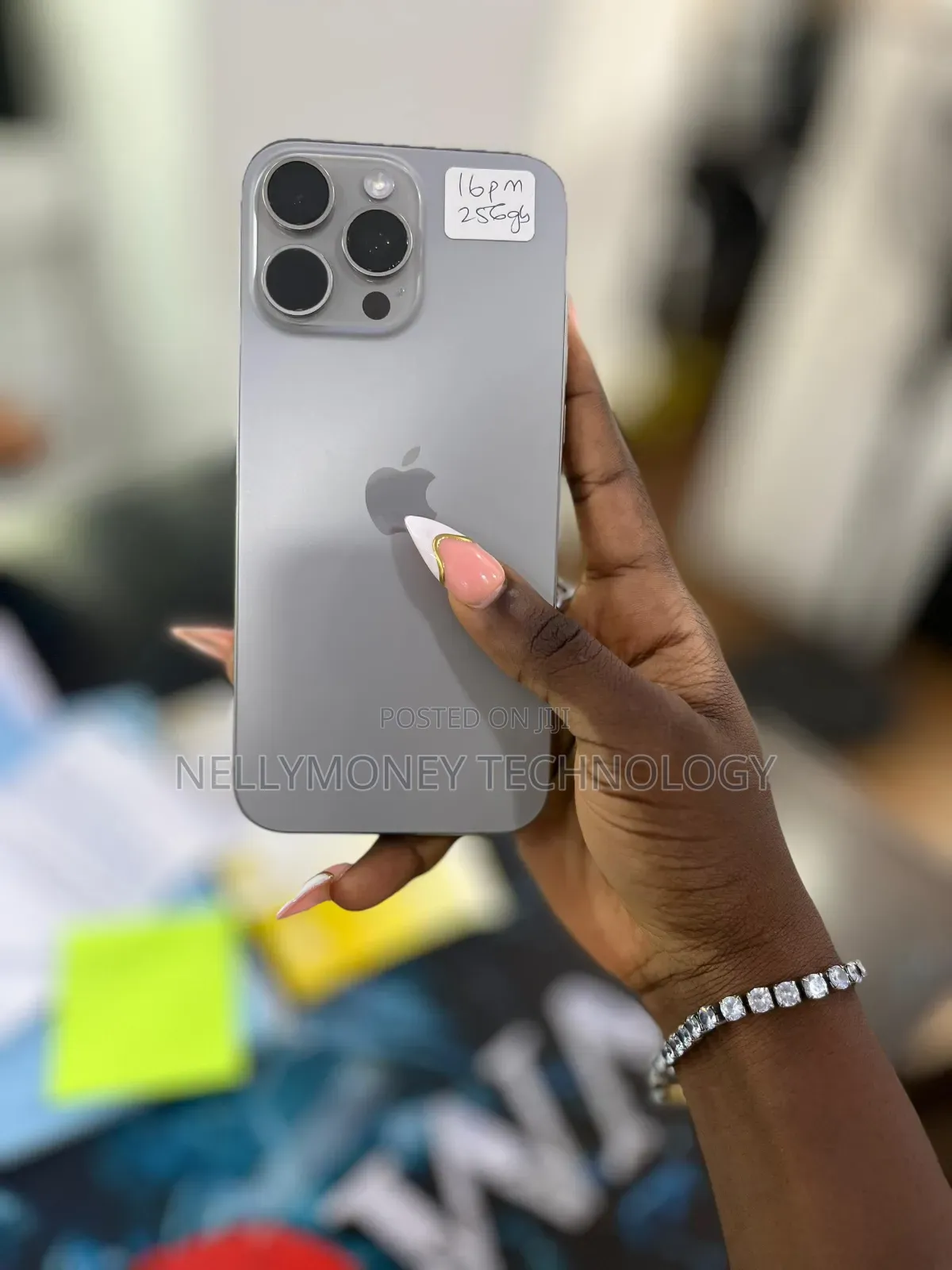 Apple iPhone 16 Pro Max 256 GB Silver
