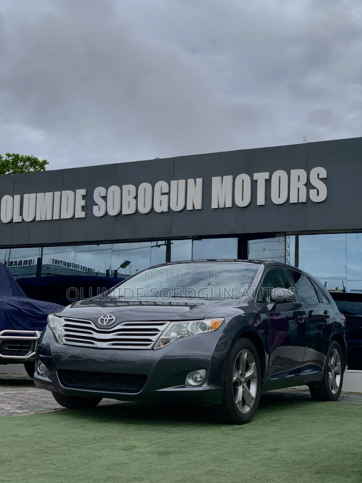 Toyota Venza AWD 2011 Gray