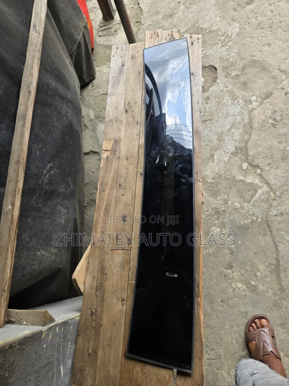 Toyota Venzer First Small Panoramic Roof Glass Available