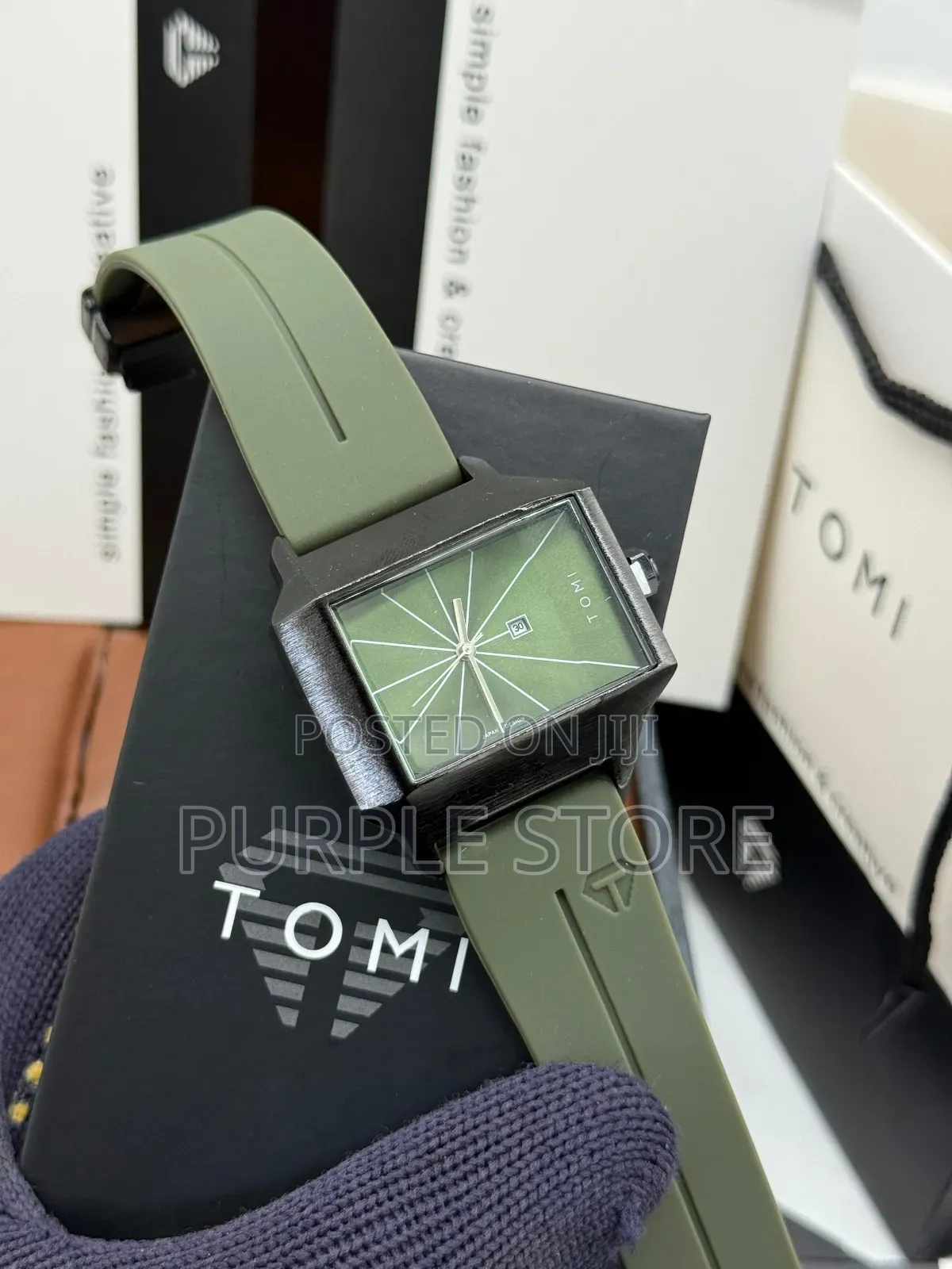 Tomi Quality Rubber Strap Watch for Guys