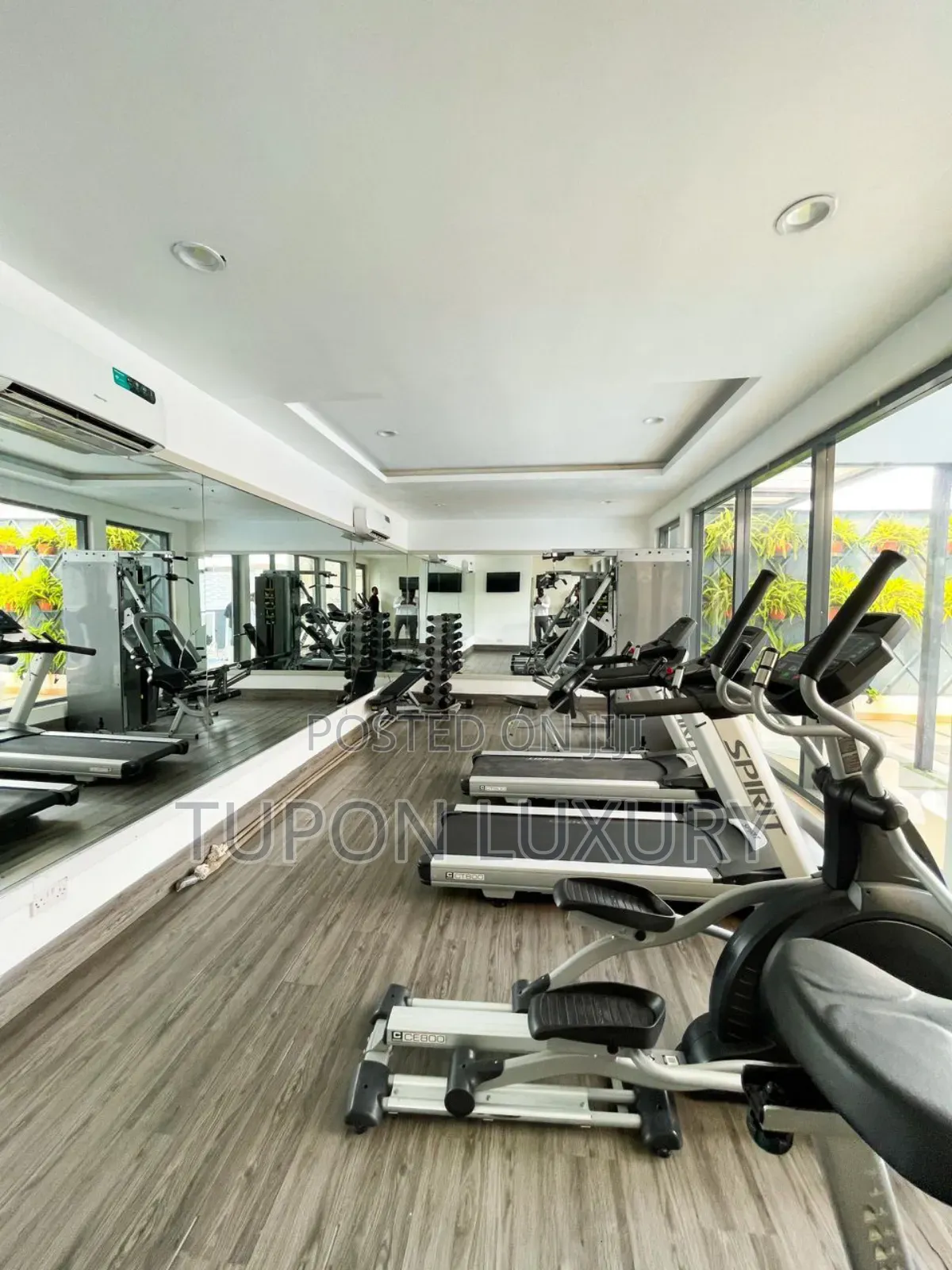 Luxury 3bedroom With Pool and Gym